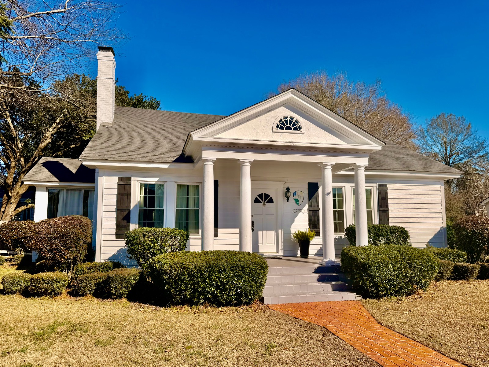 128 West Clinton Street