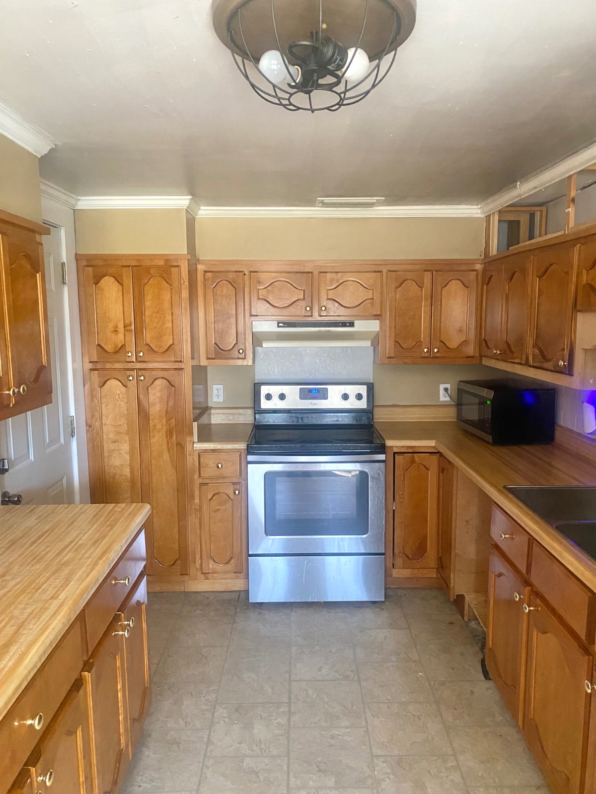 13781 Saint Stephens Ave