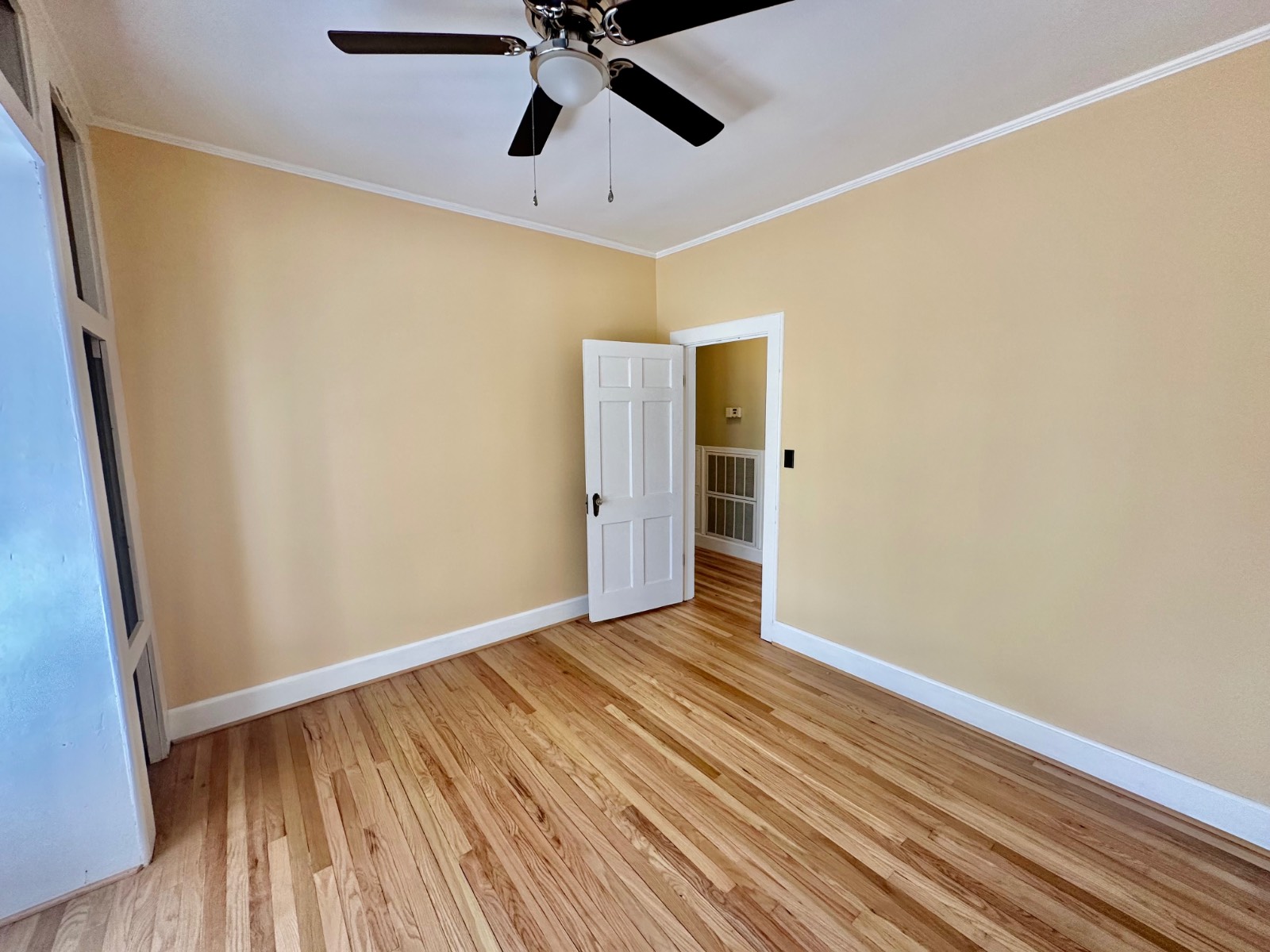 1047 West Front Street