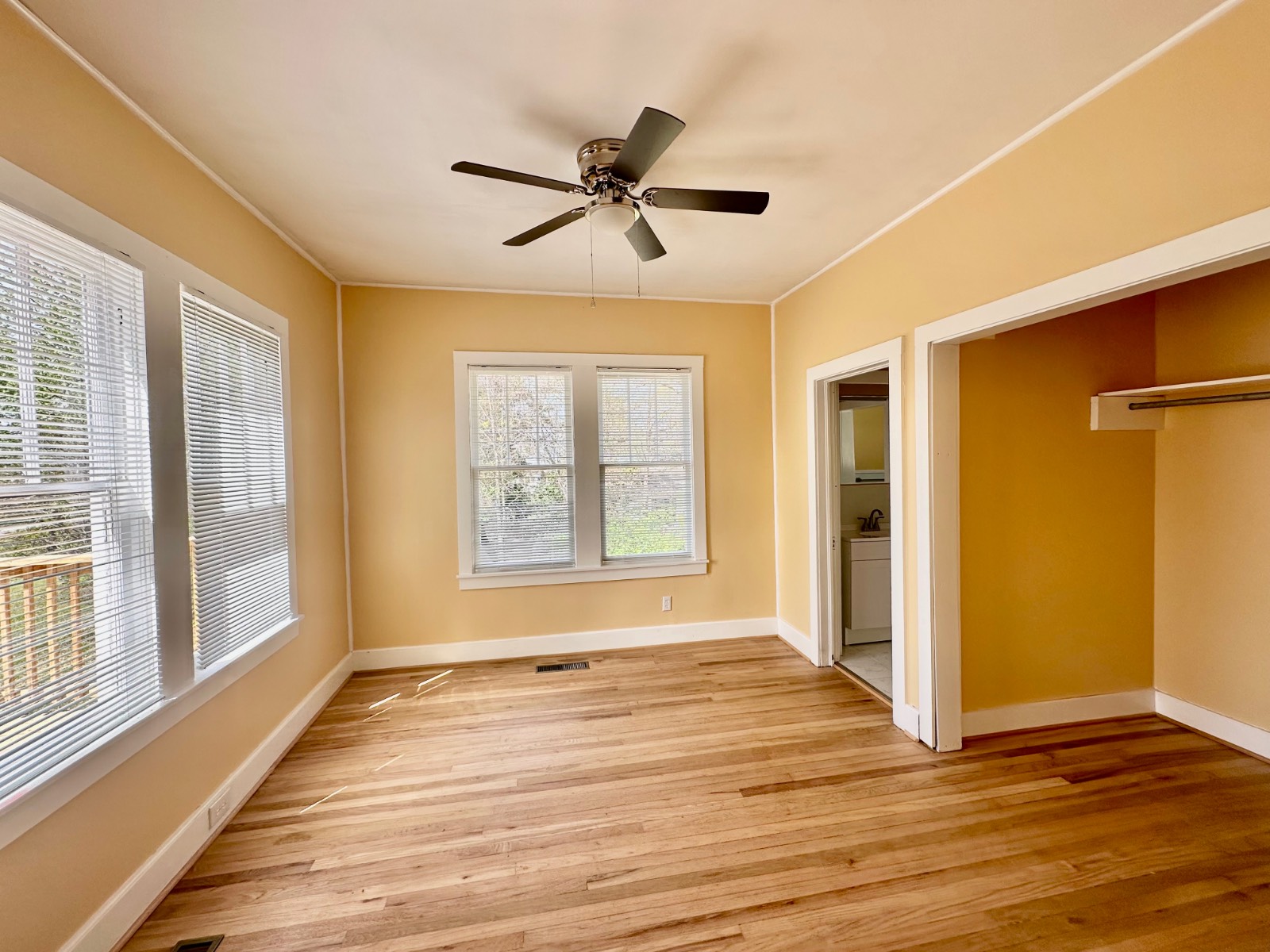 1047 West Front Street