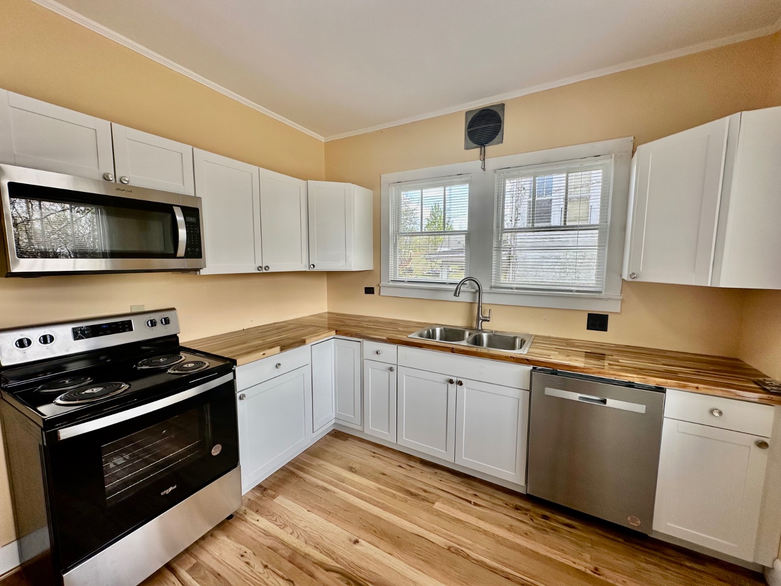 1047 West Front Street