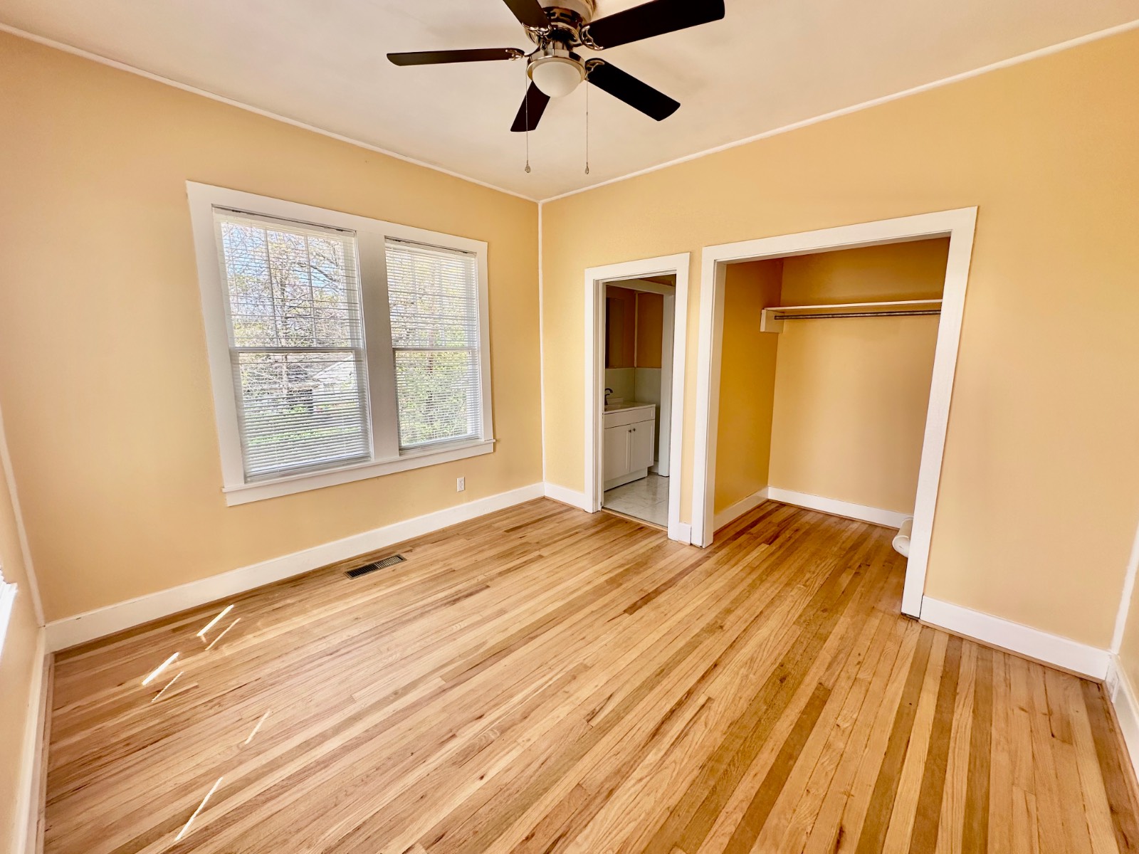 1047 West Front Street