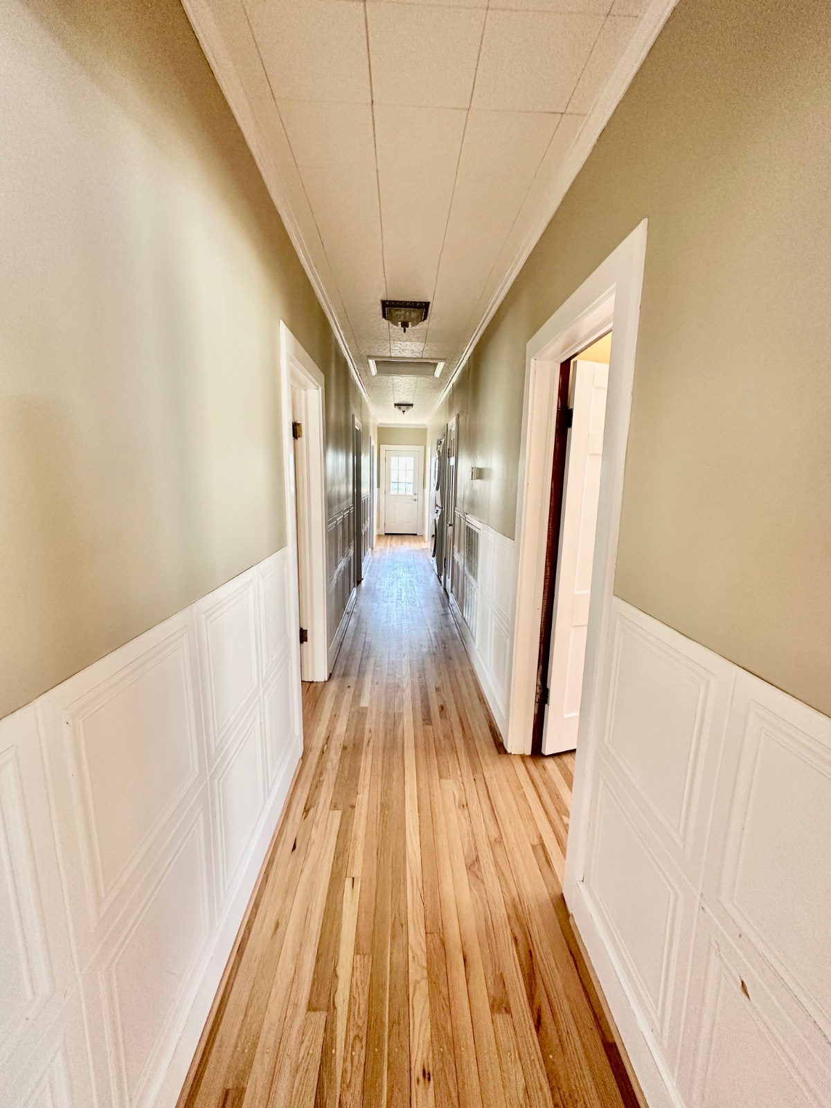 1047 West Front Street