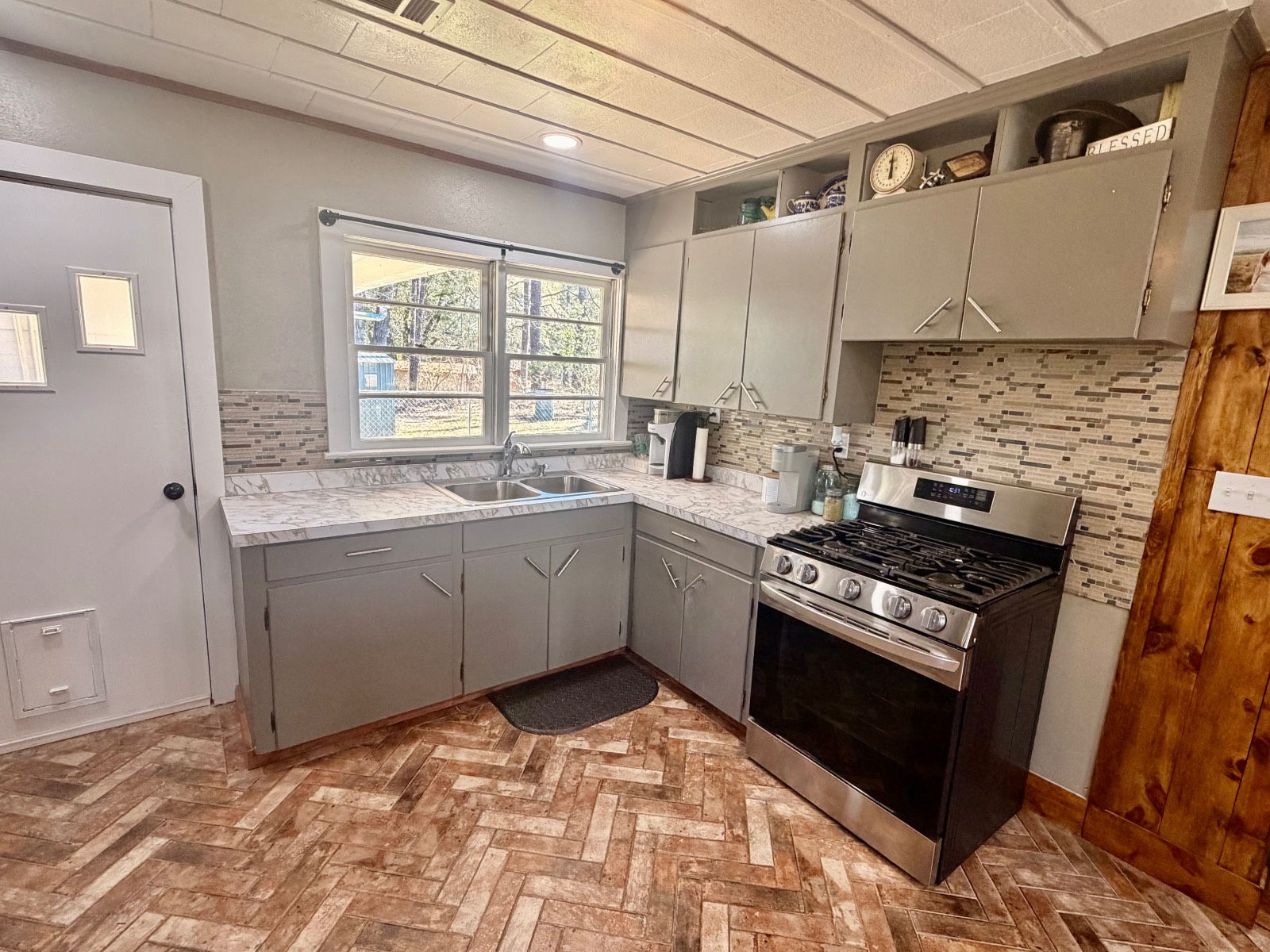 27 Irving Adams Drive