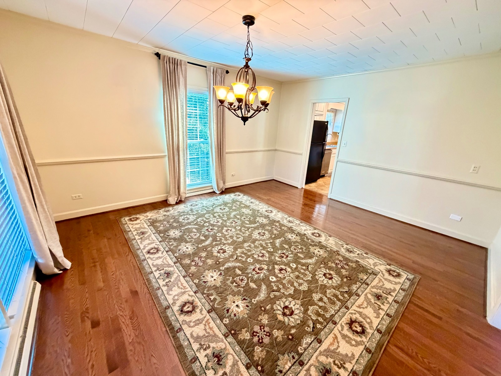 211 Chesley Ave