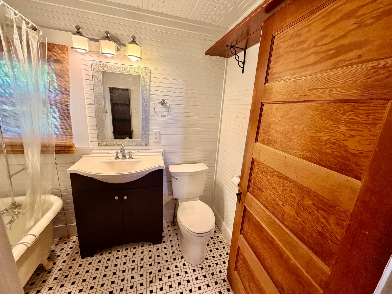1418 Hebron Road
