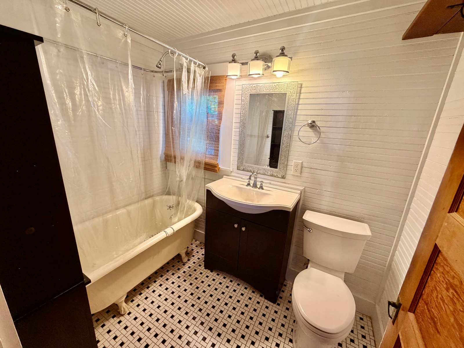 1418 Hebron Road