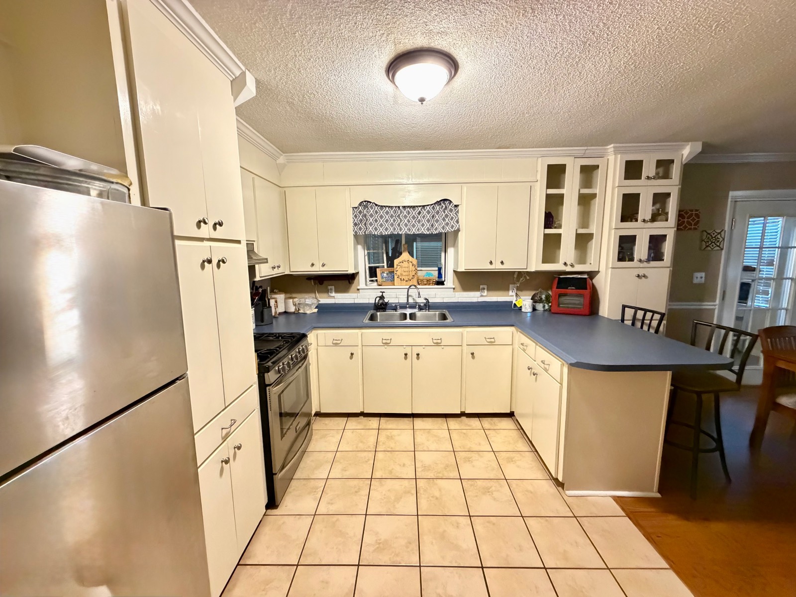 457 Edgewood Drive