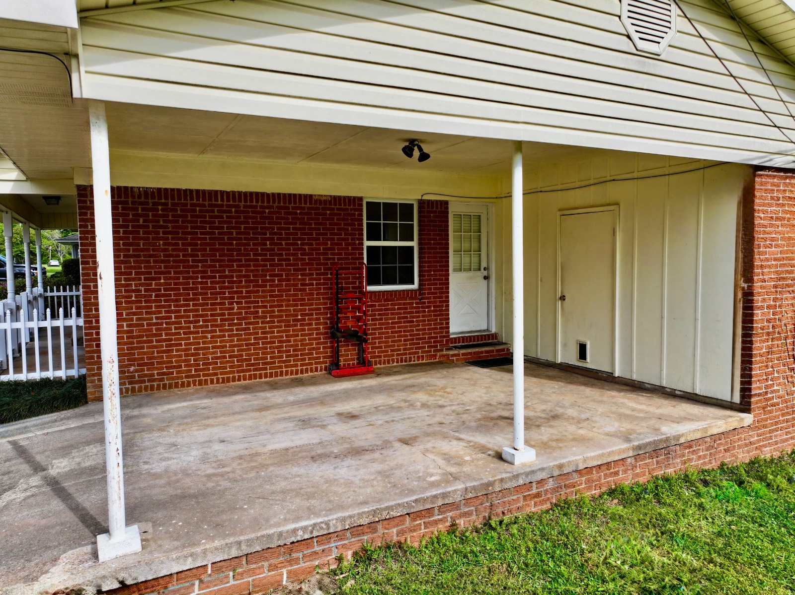 457 Edgewood Drive