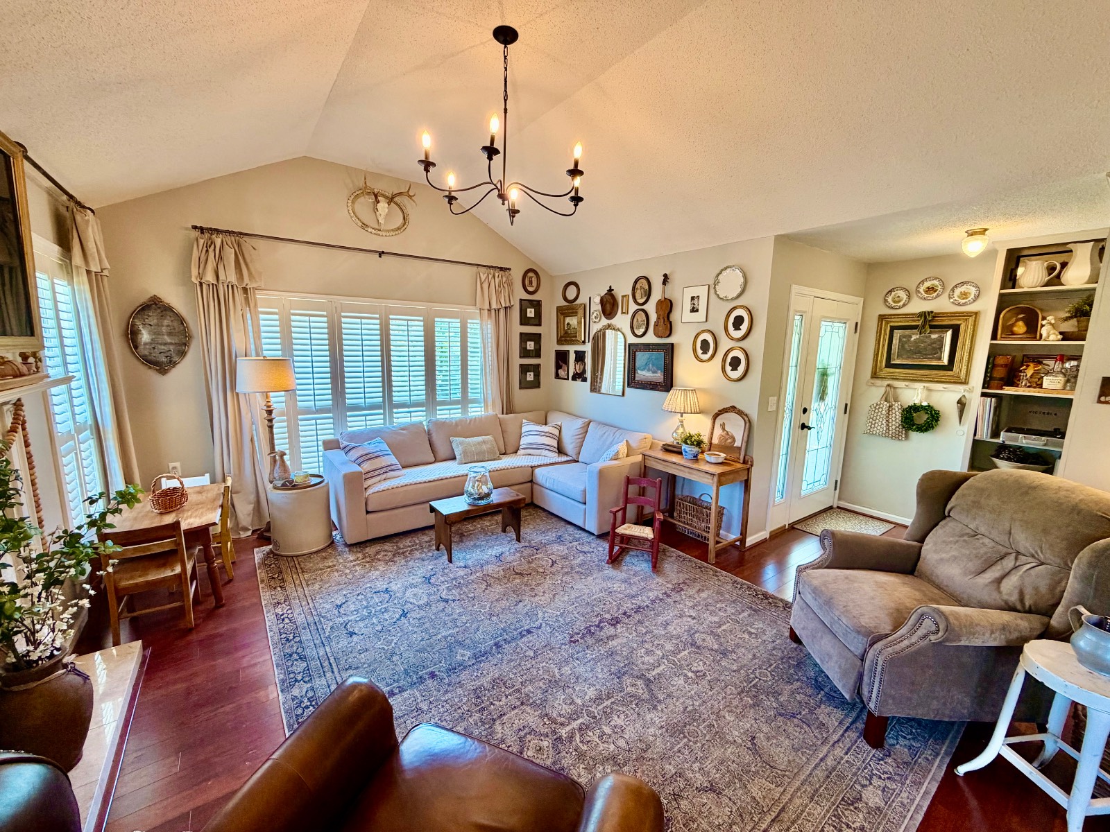 155 Moree Drive