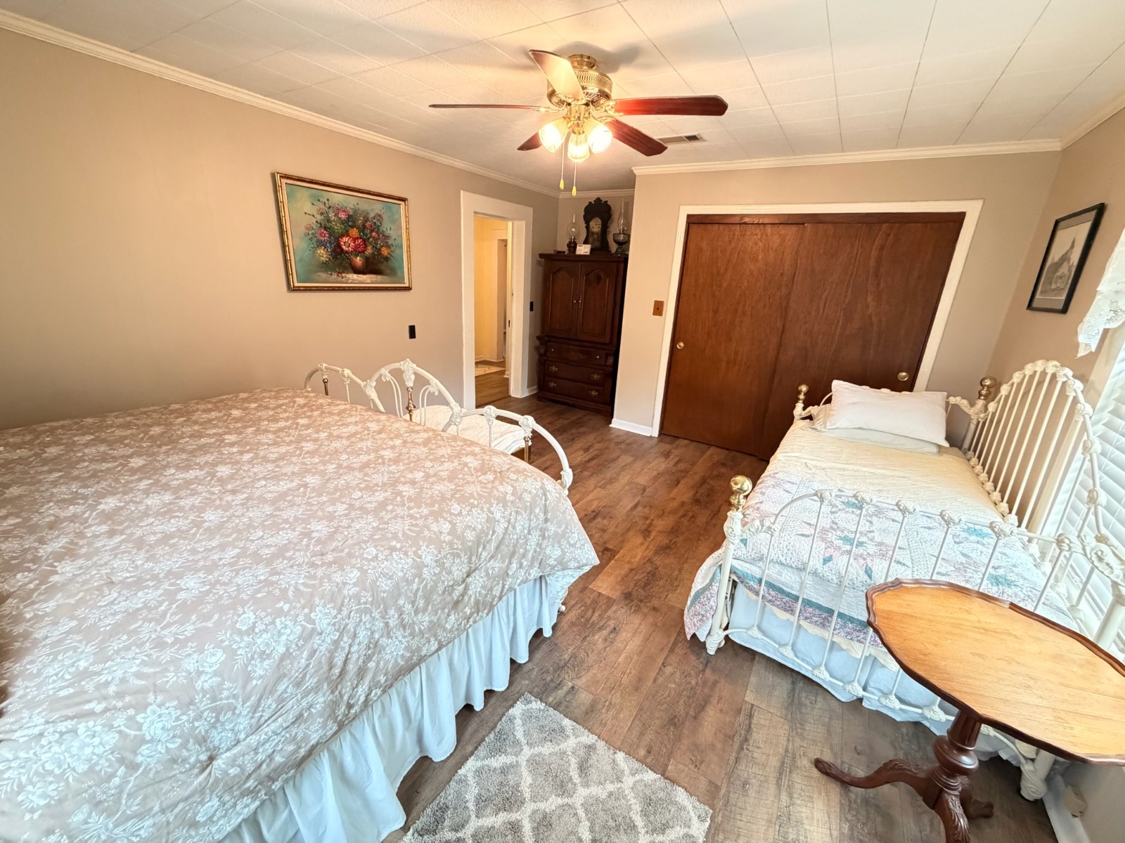 12601 Highway 43