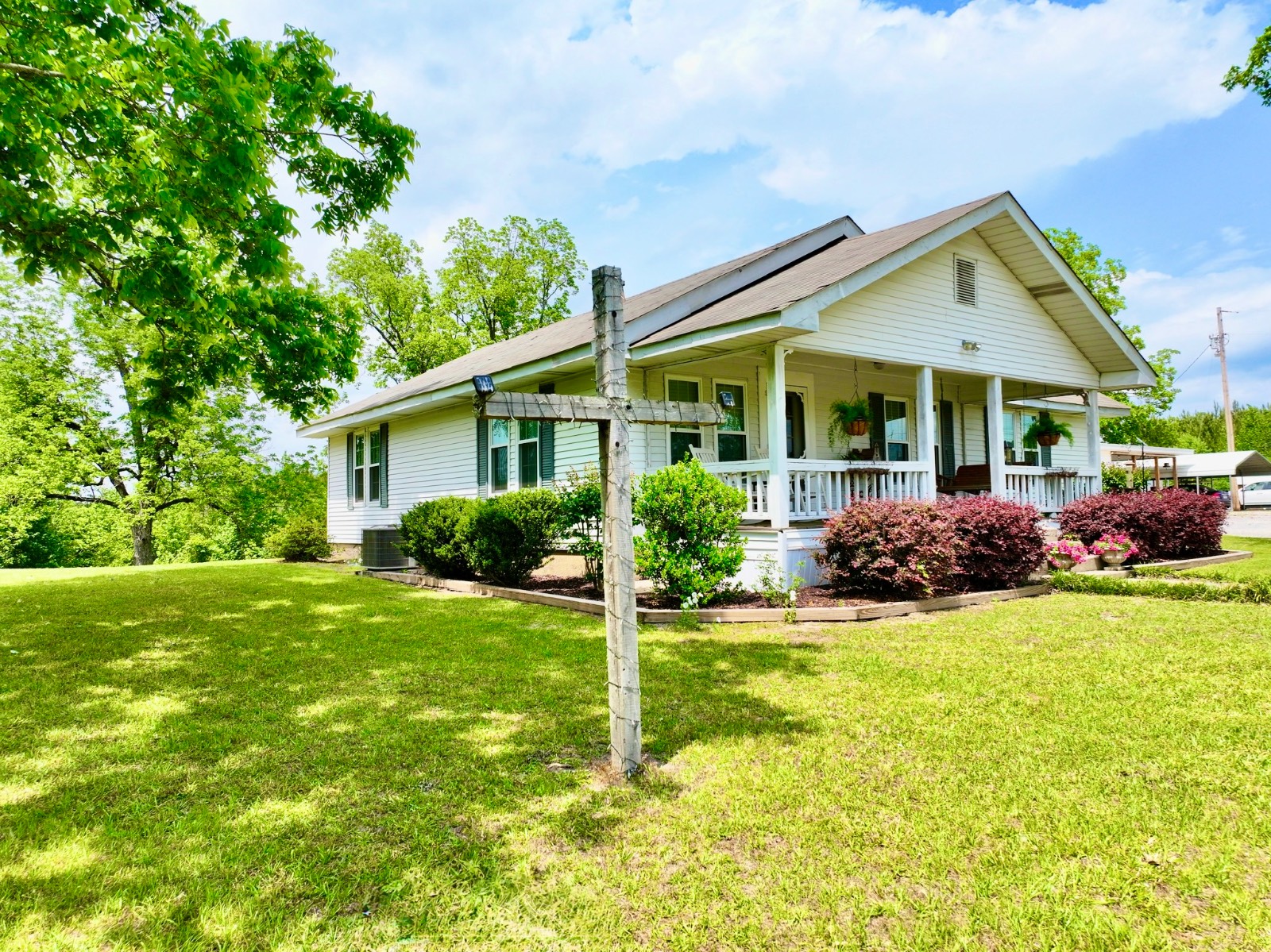 12601 Highway 43