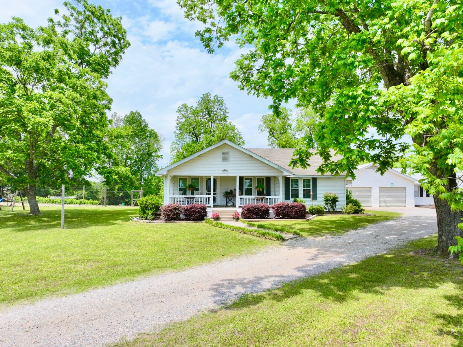 12601 Highway 43