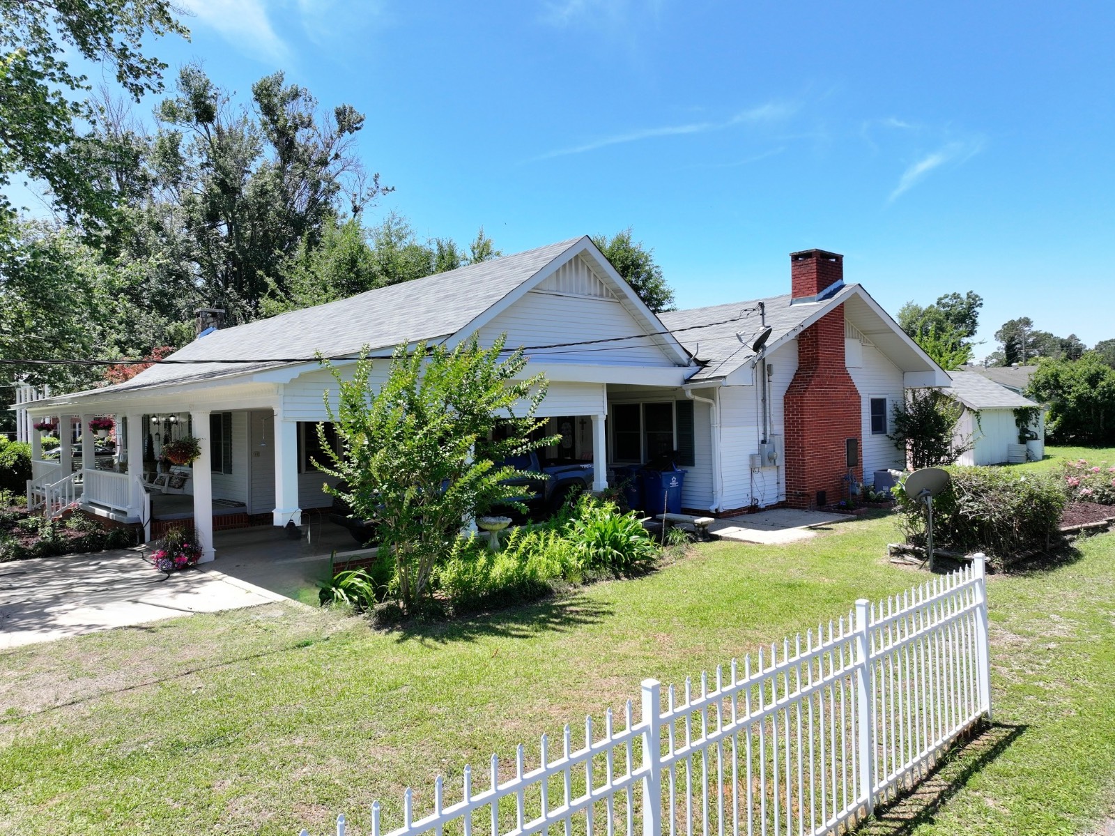 501 Portis AVe