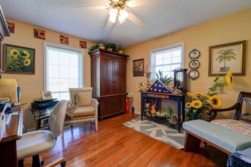 231 Fairway Dr