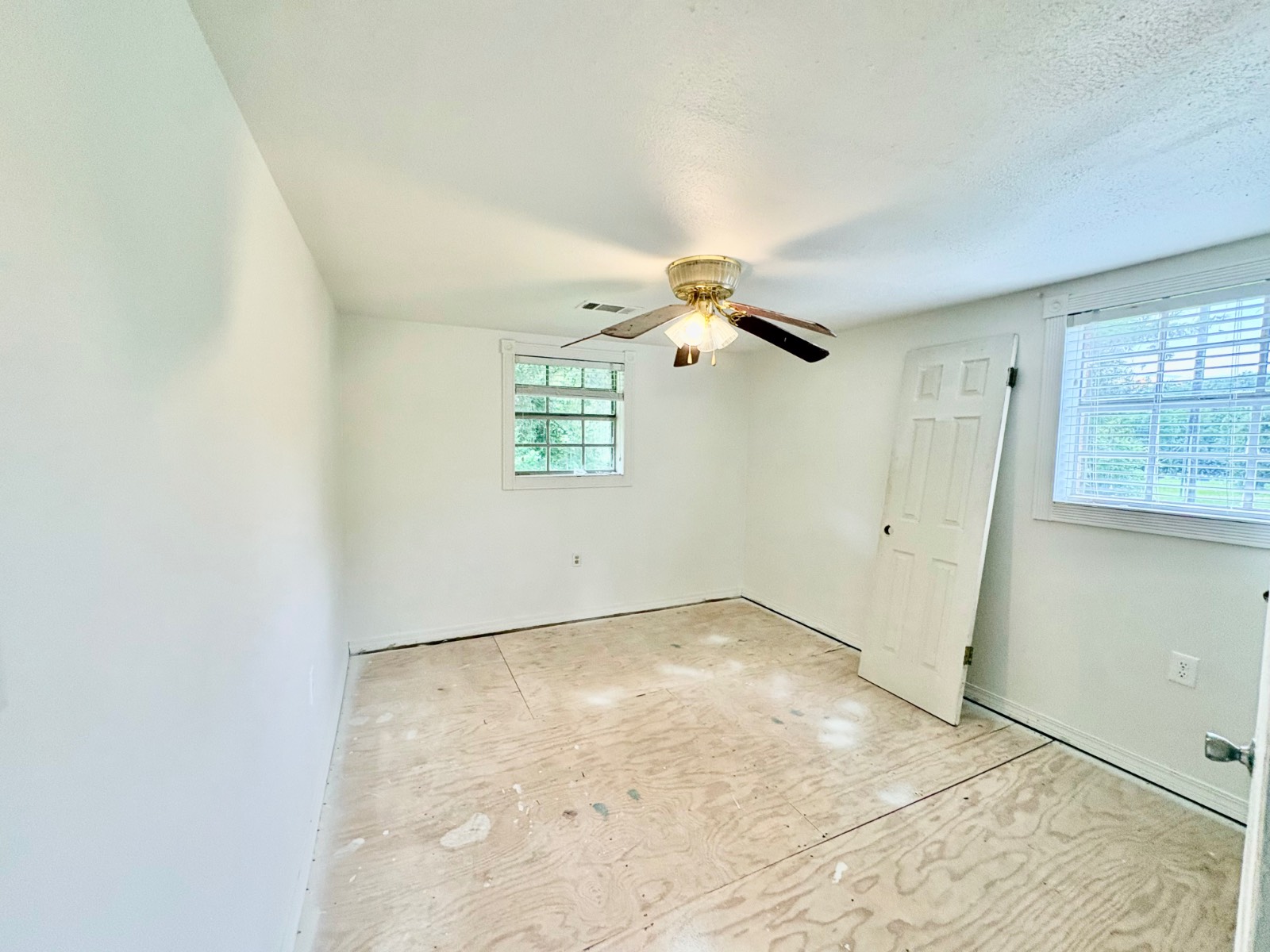 61 Lenoir Landing Rd