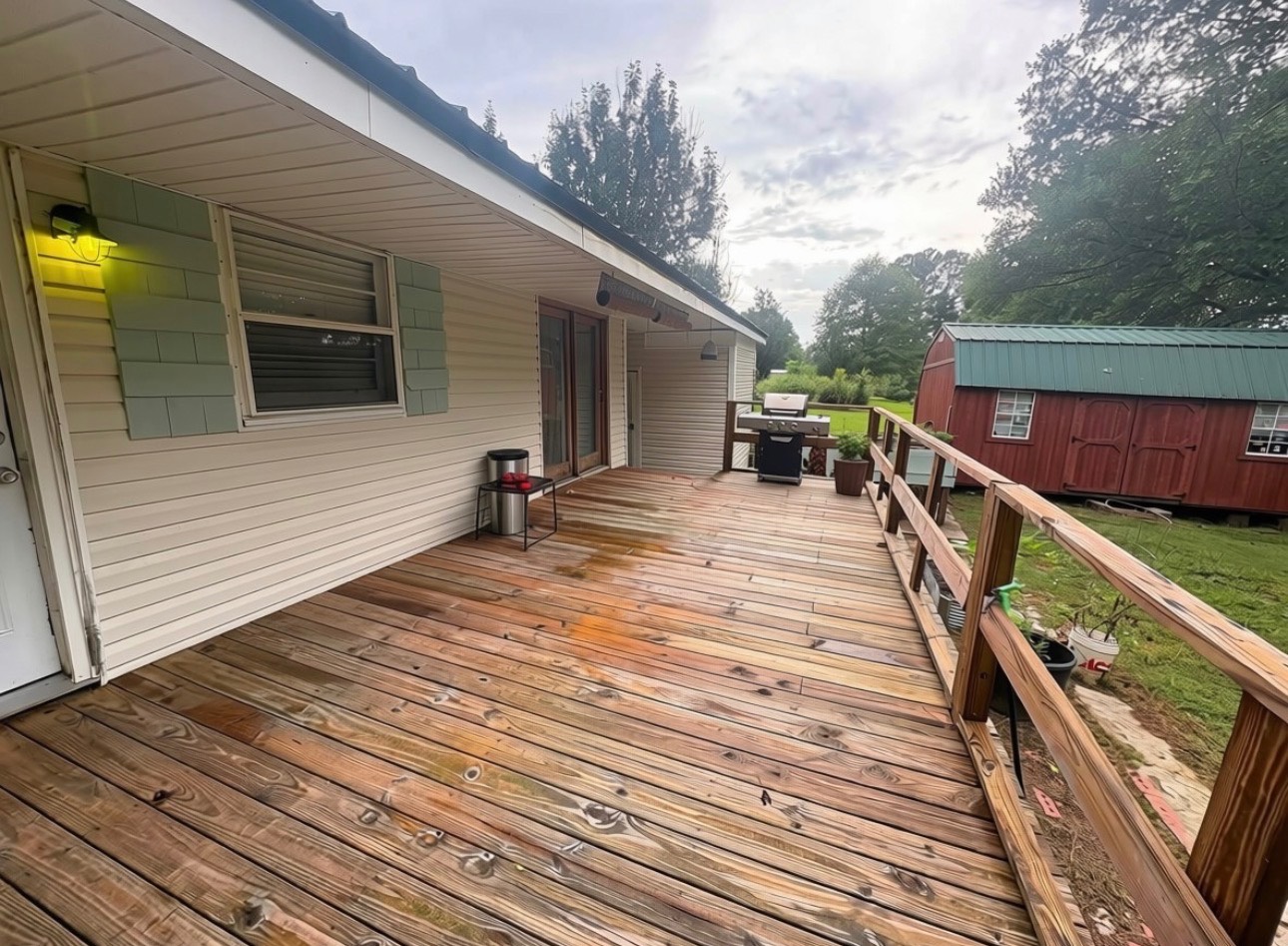 417 N Dvorak Circle