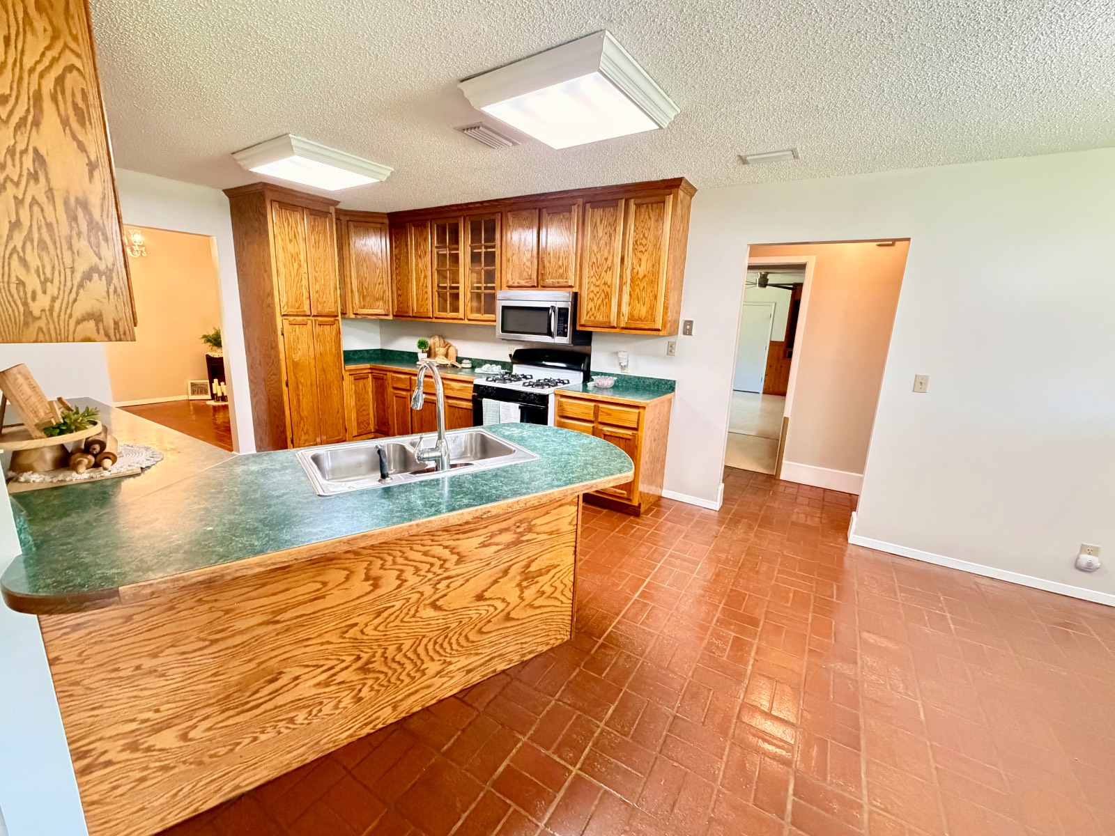 831 Pully Road