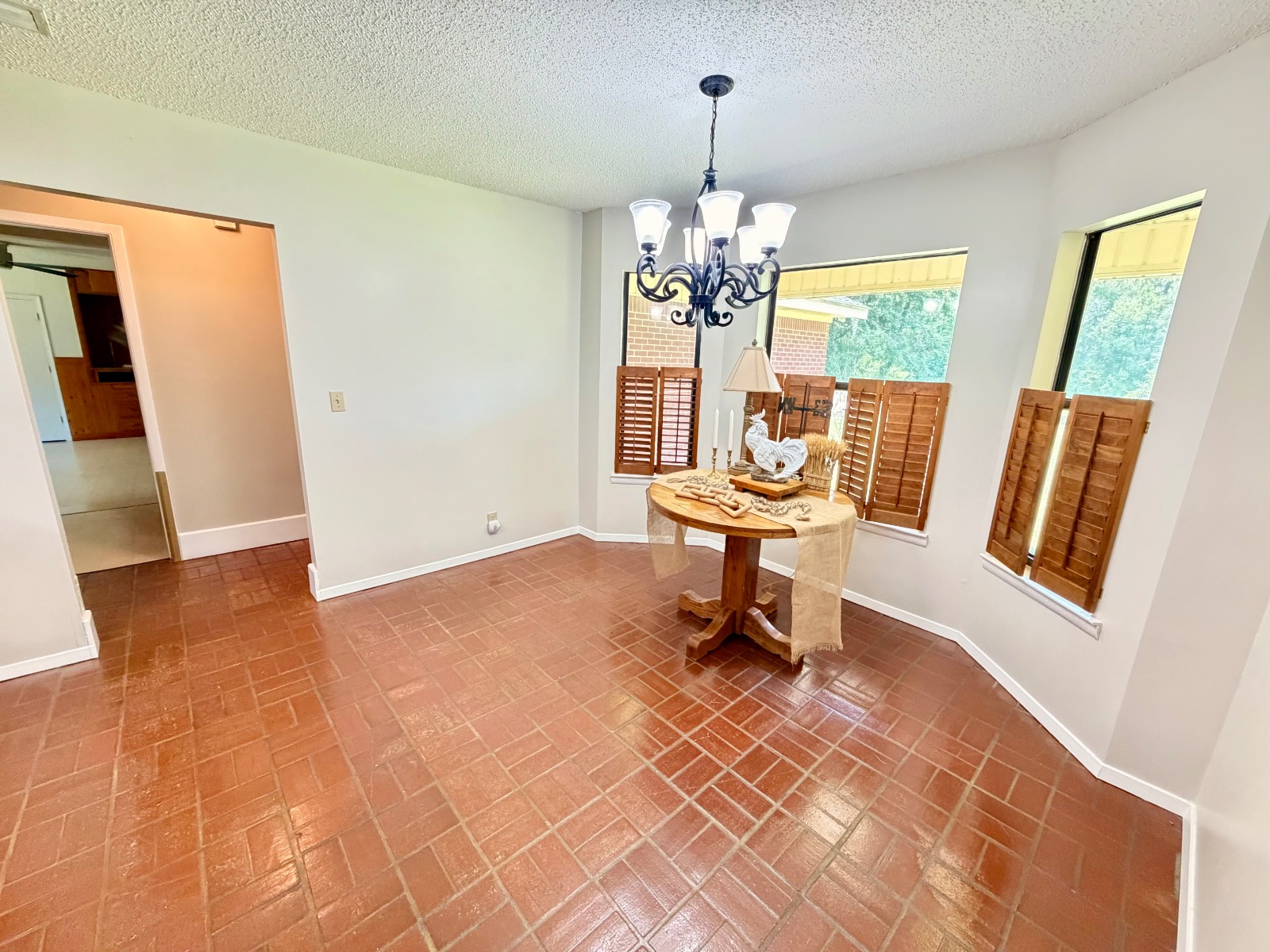 831 Pully Road