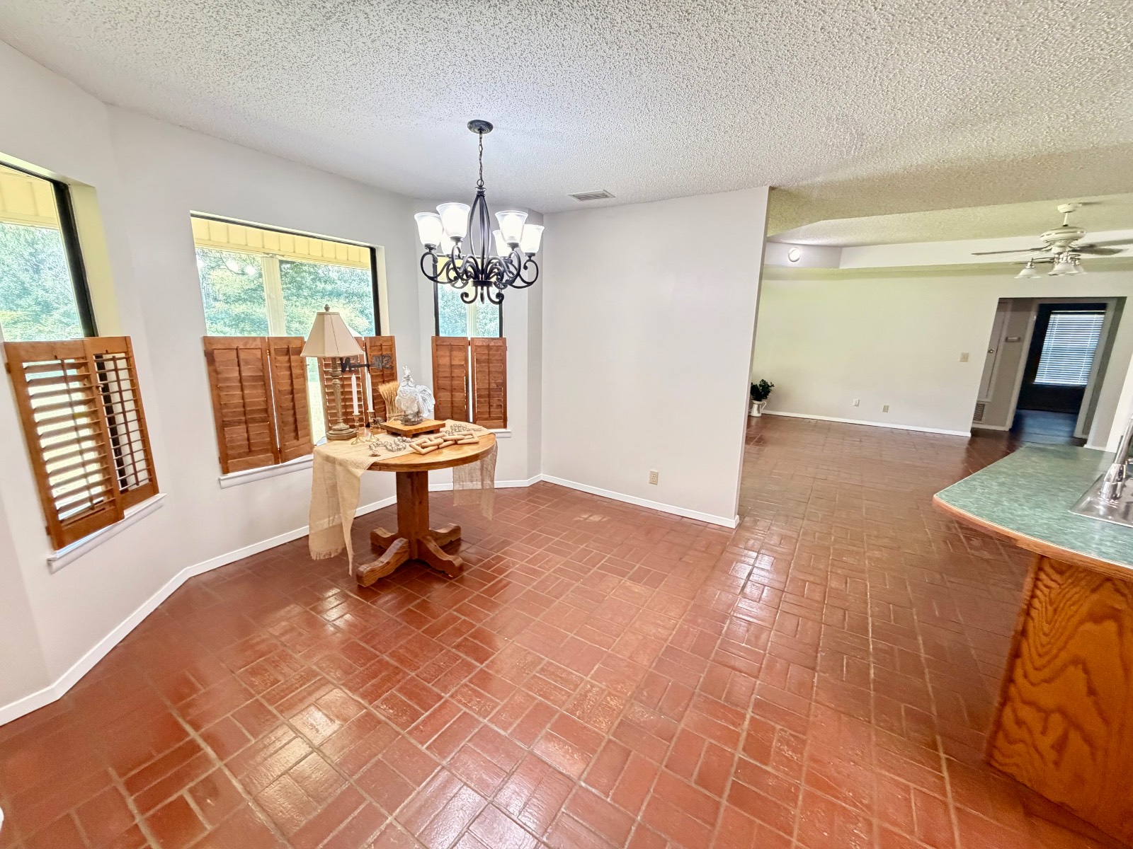 831 Pully Road