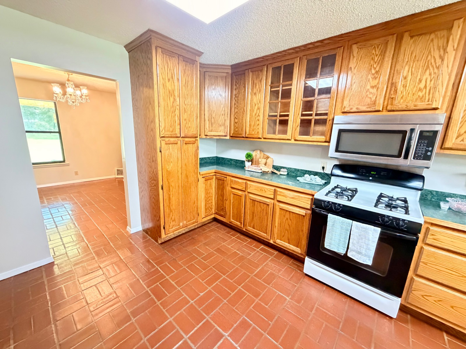 831 Pully Road