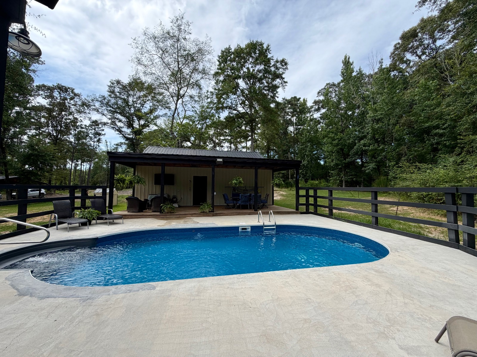 3151 Yellow Pine Road