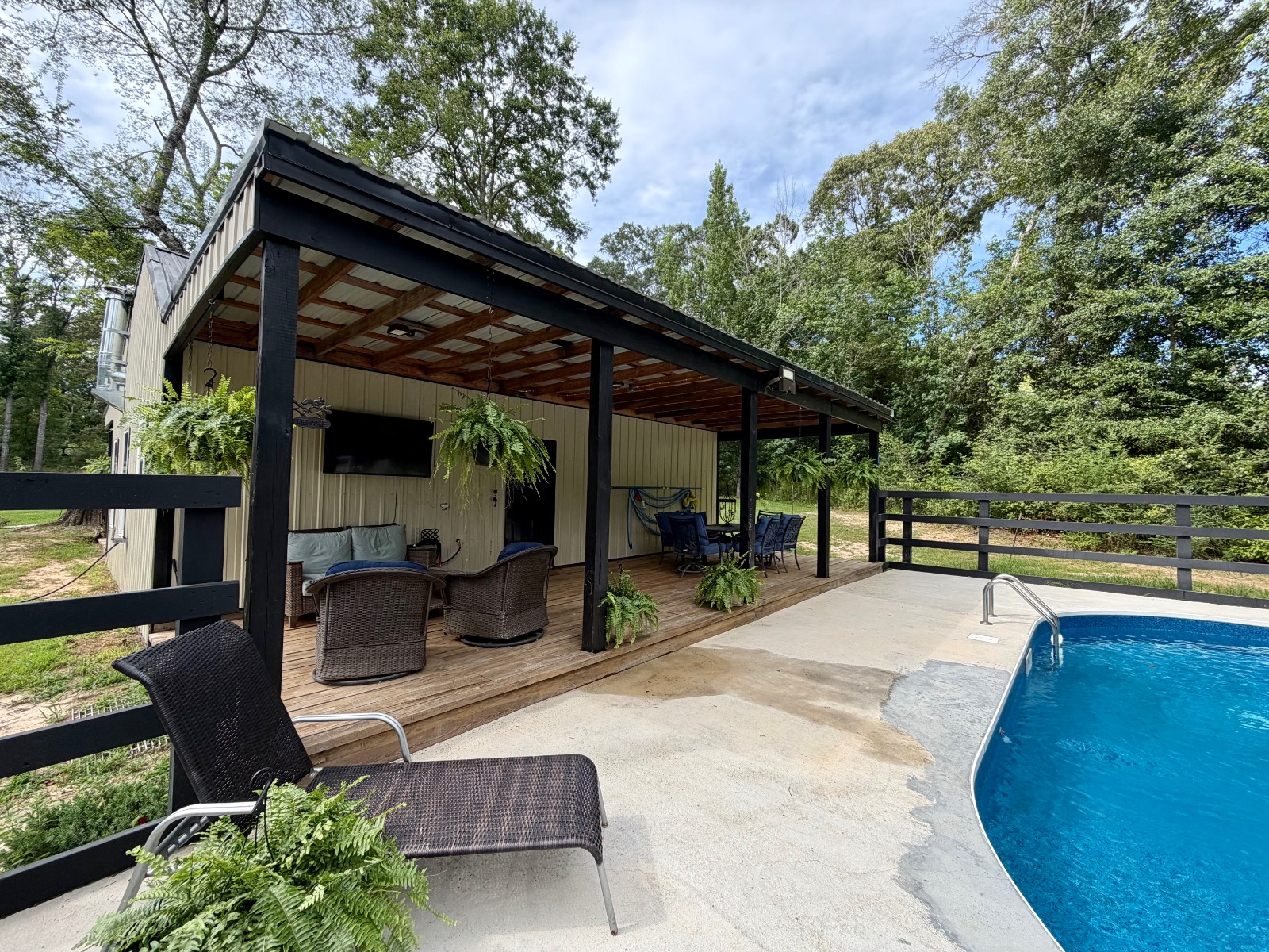 3151 Yellow Pine Road