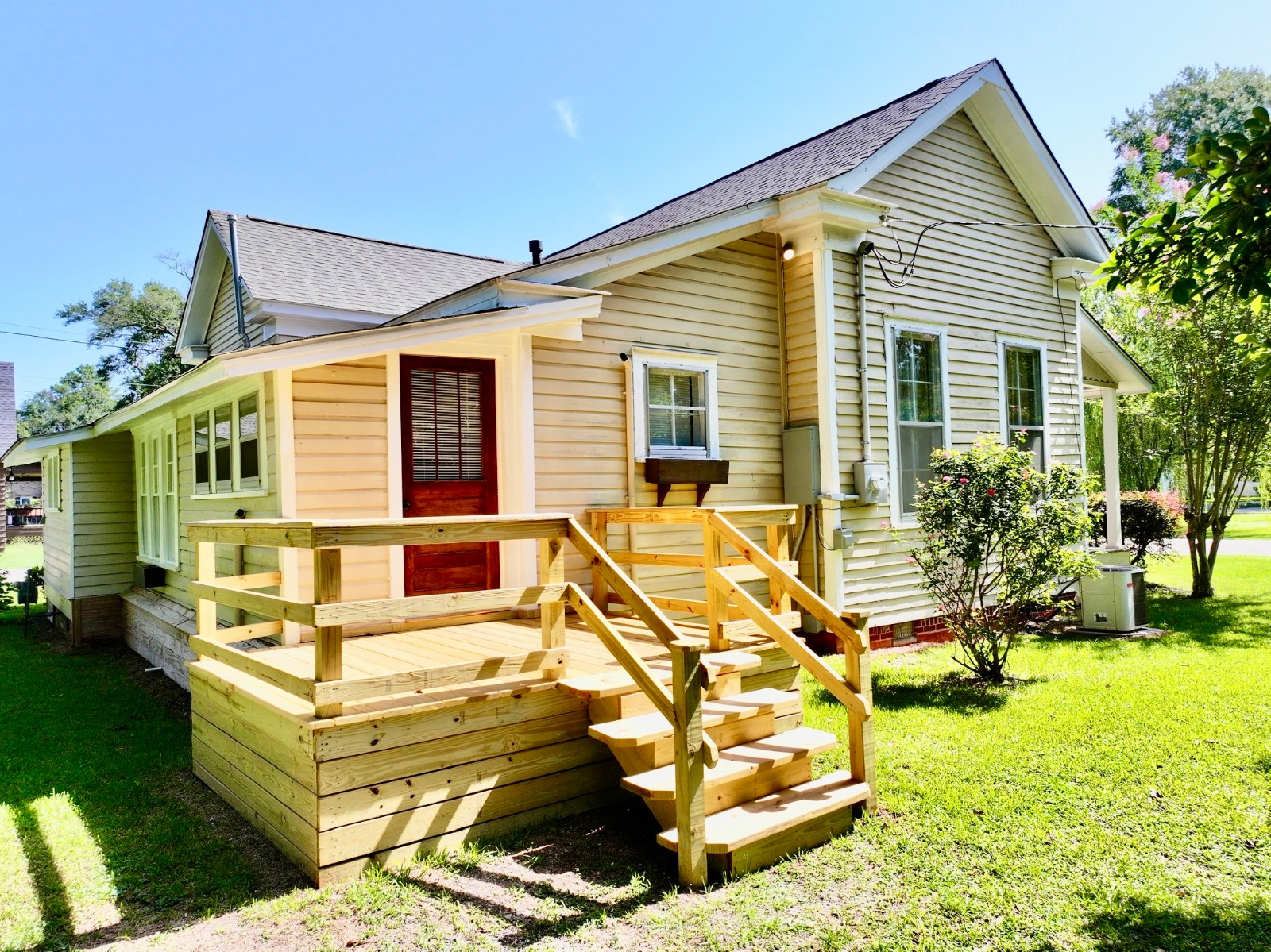 325 Cherry Ave