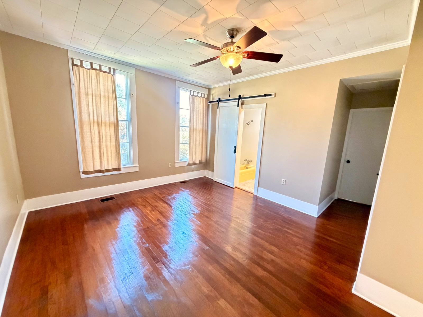 325 Cherry Ave