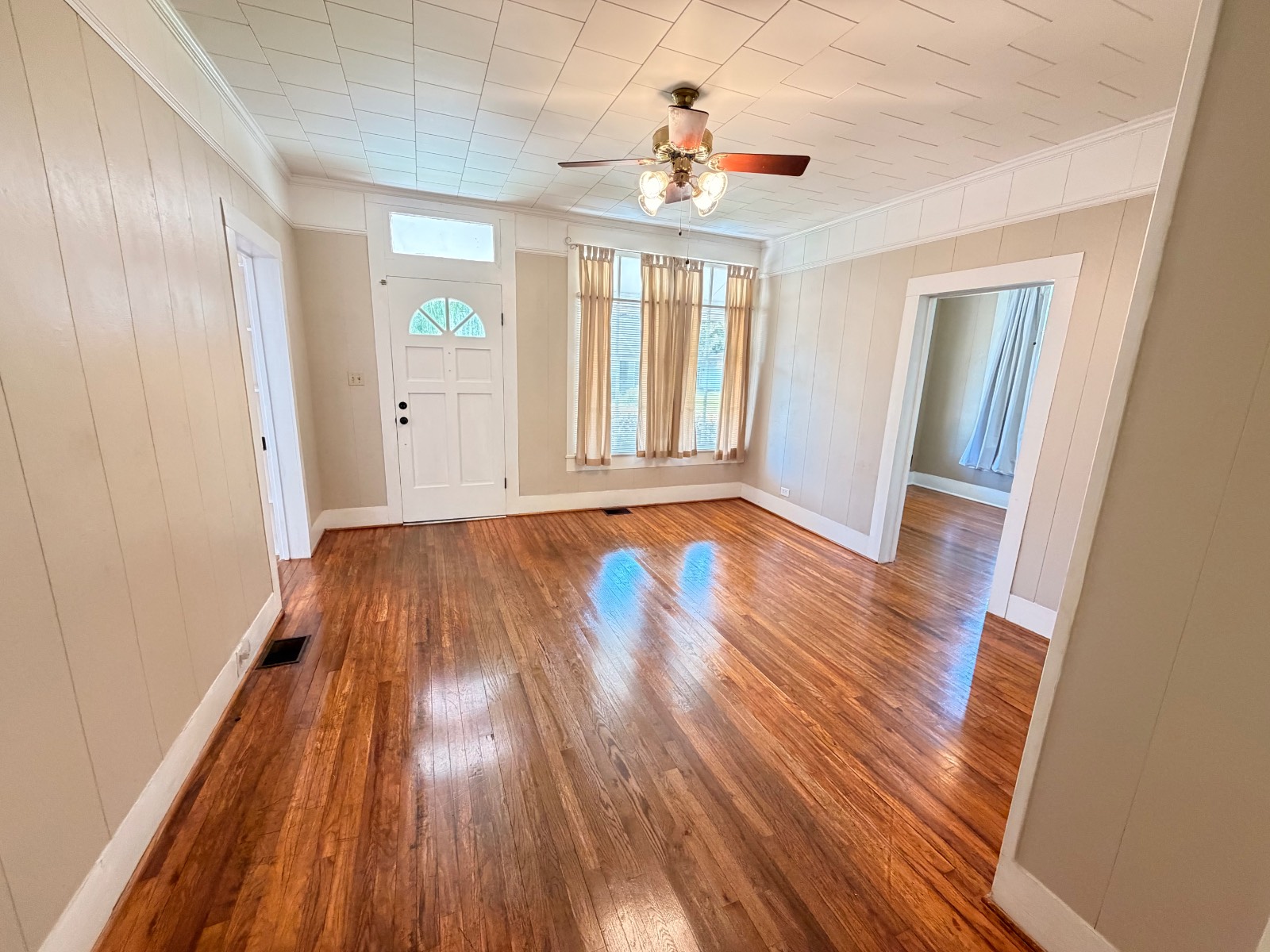 325 Cherry Ave