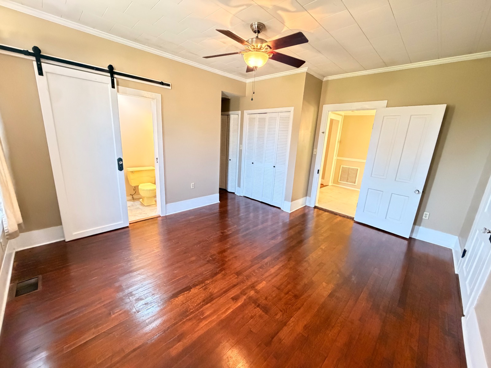325 Cherry Ave