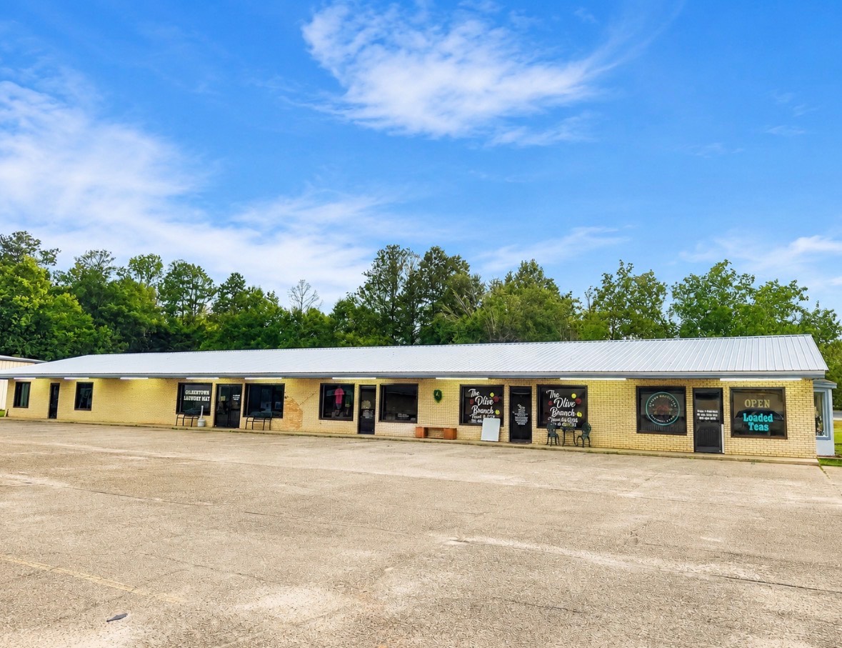 95 West Main St