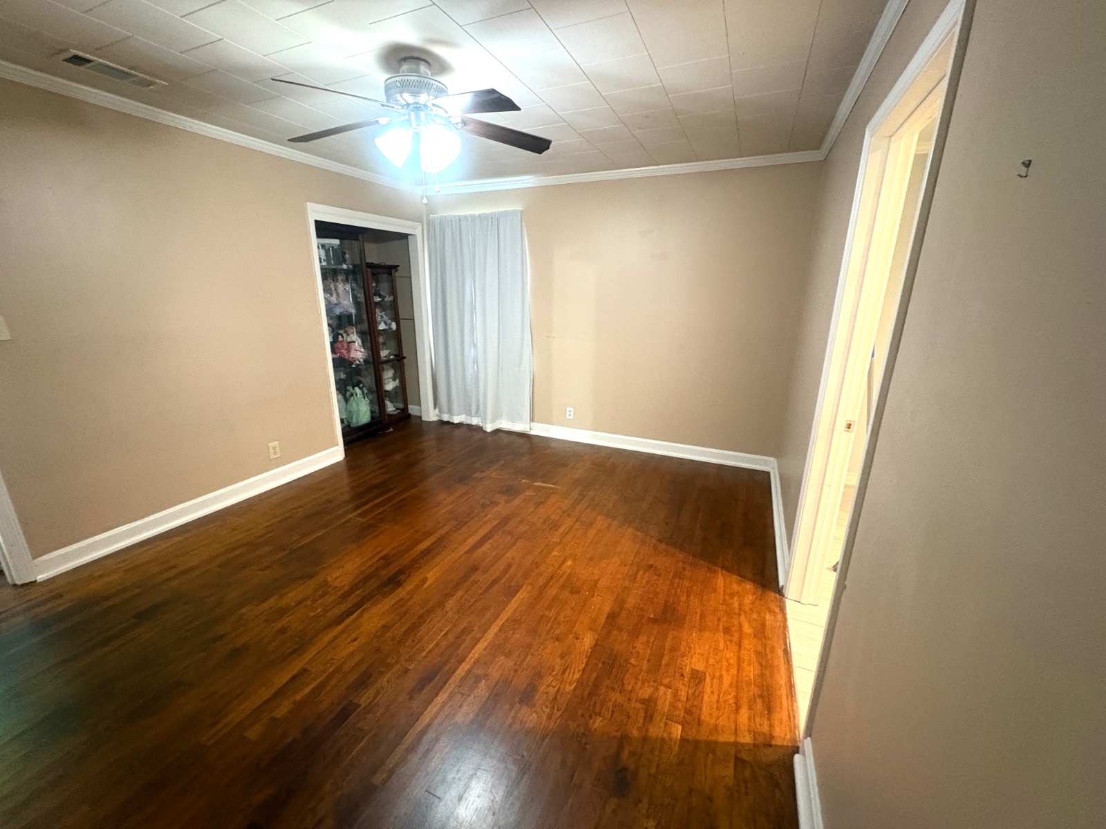 611 Maureen Lane