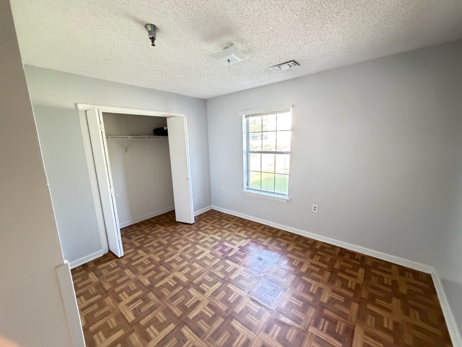 930 W 3rd Street