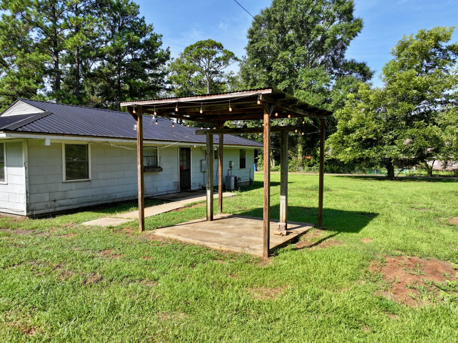 270 Legion Street