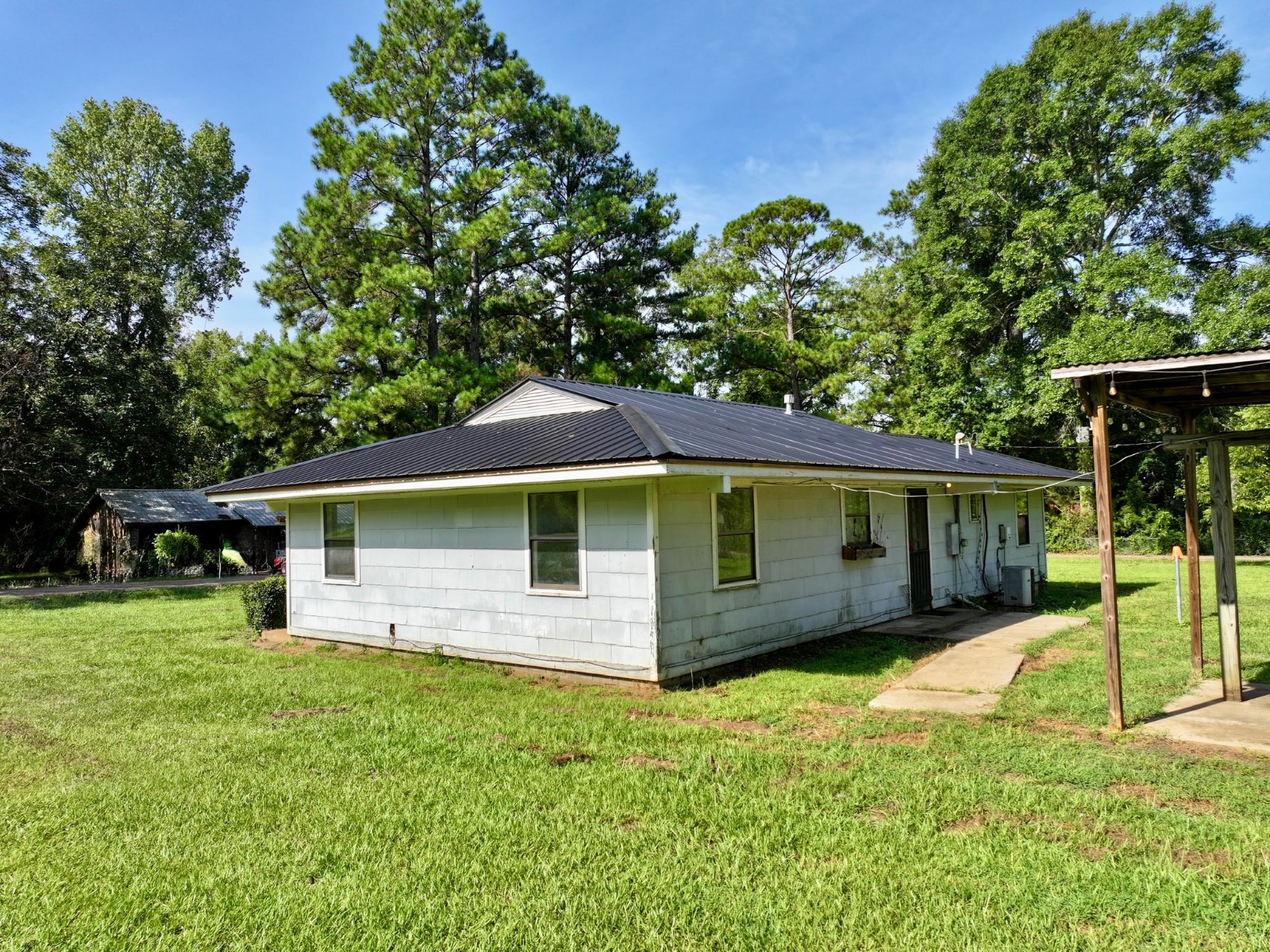 270 Legion Street