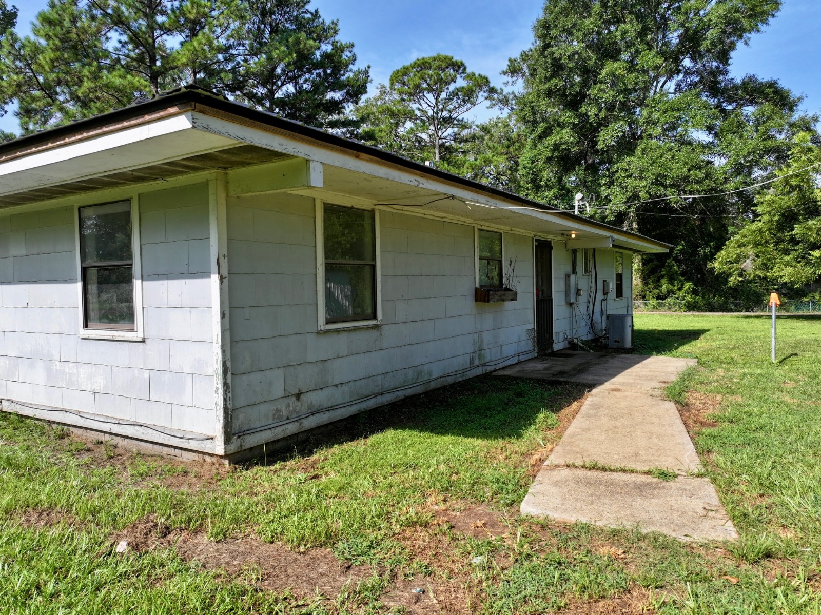 270 Legion Street