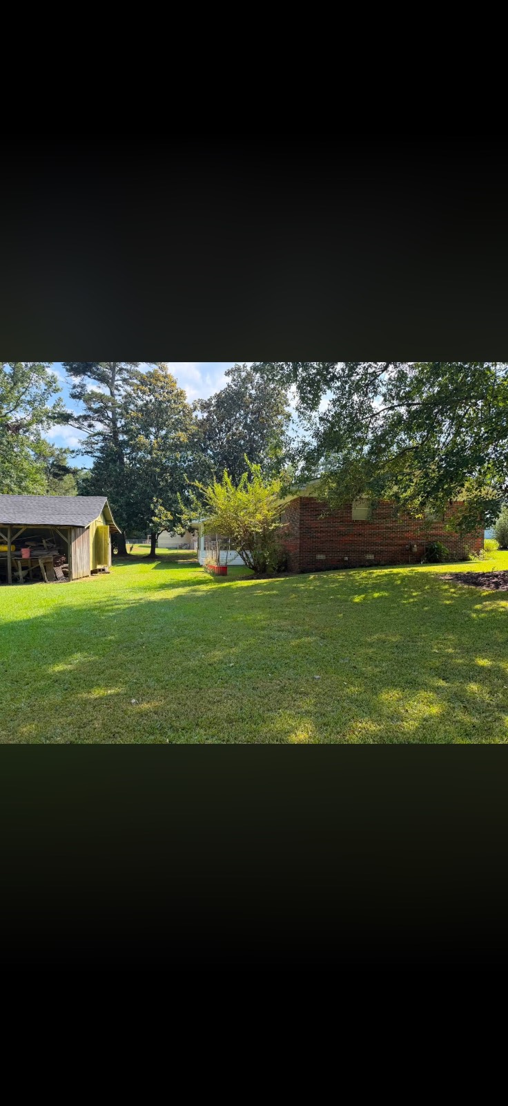 550 Hinson Dr