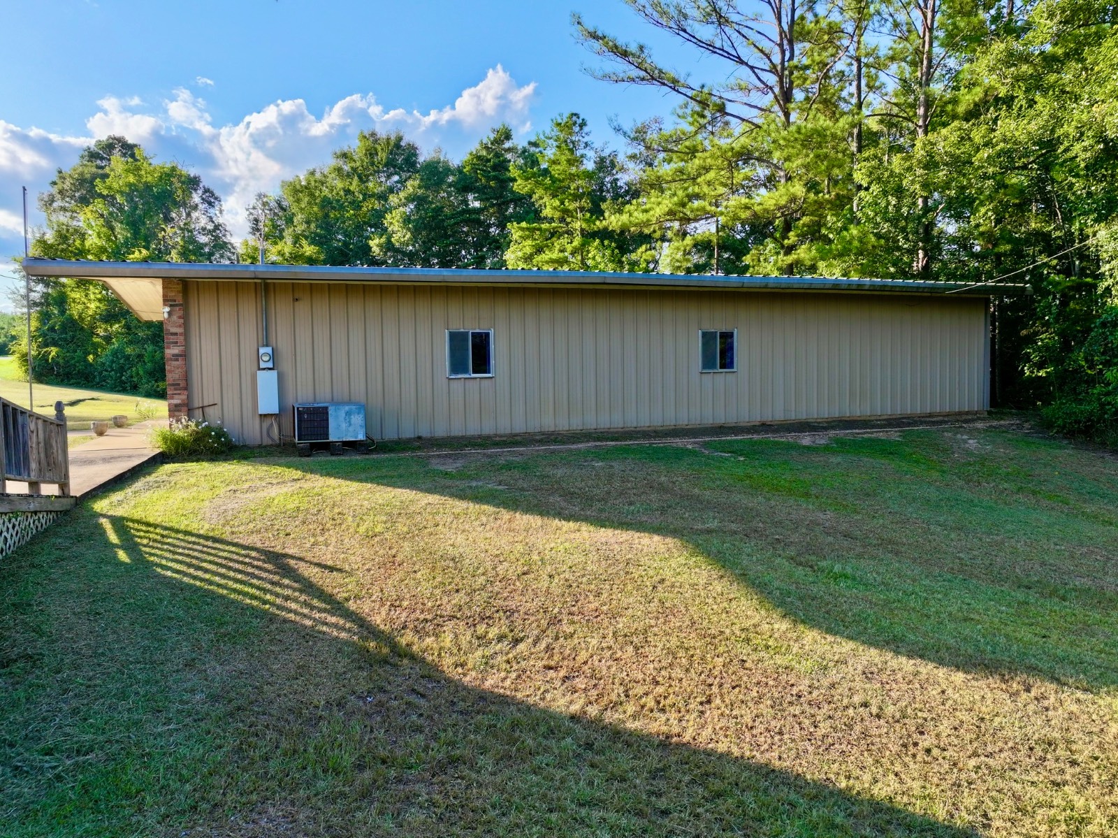 24575 Highway 84 E