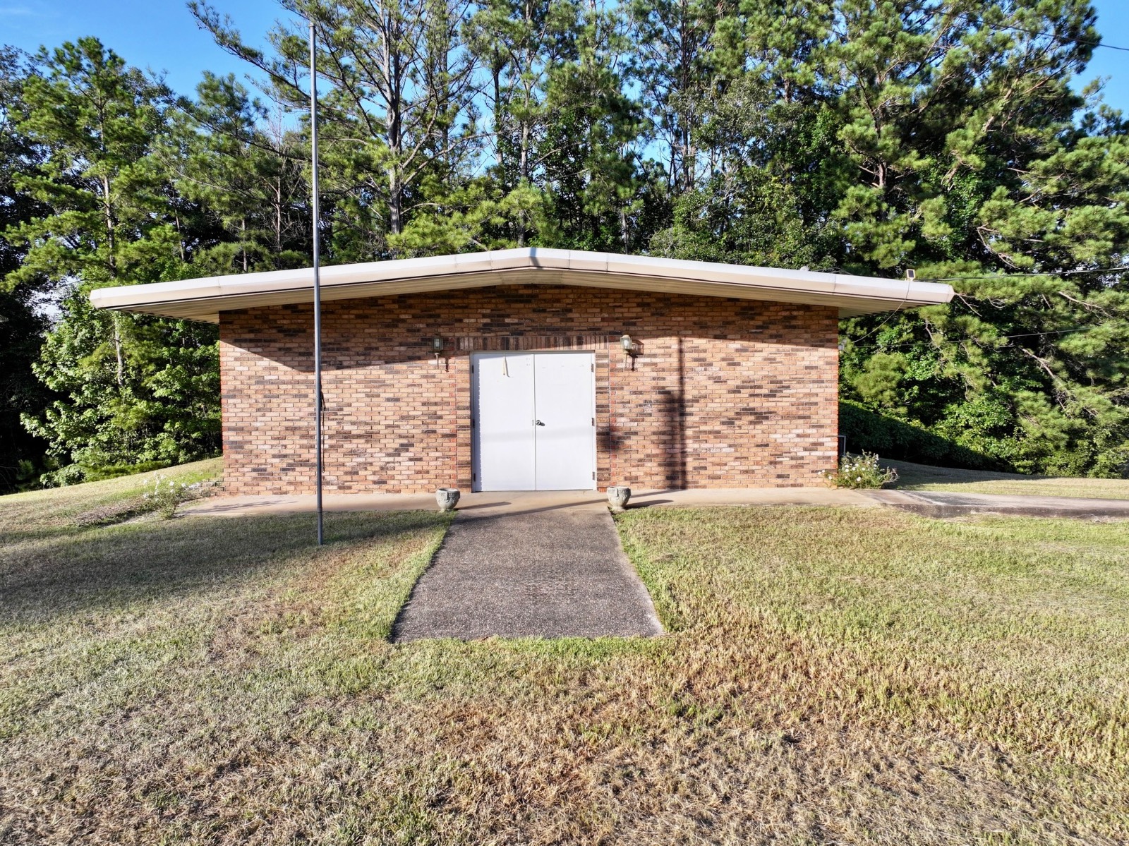 24575 Highway 84 E