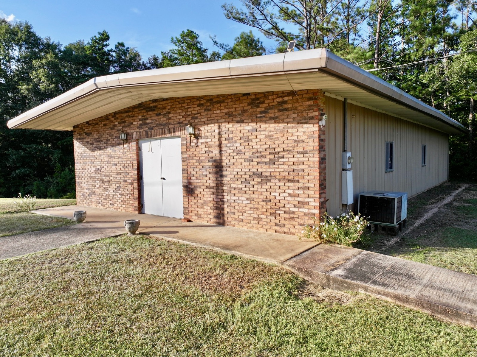 24575 Highway 84 E