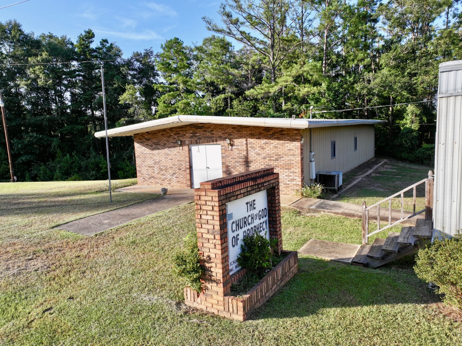 24575 Highway 84 E