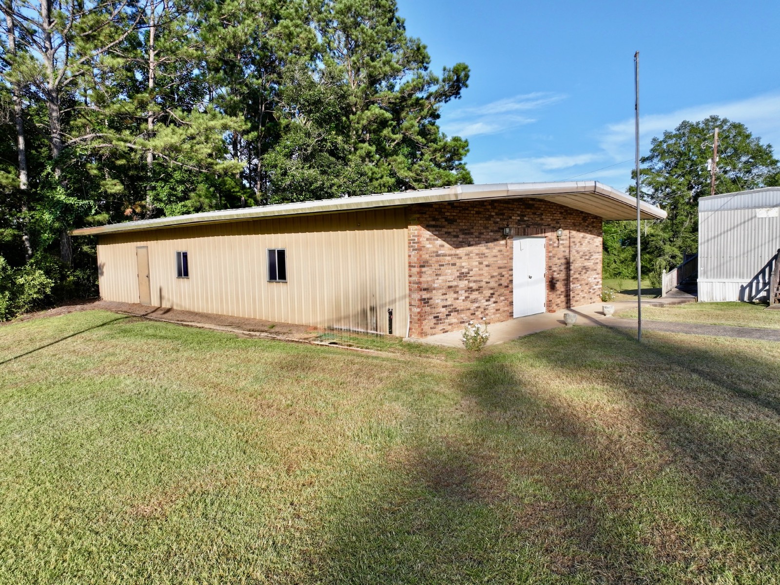 24575 Highway 84 E