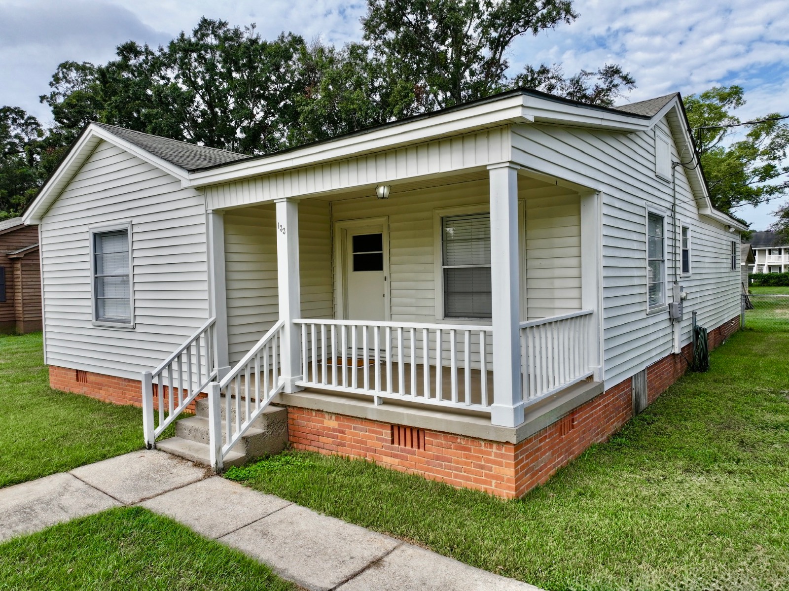 133 Linden Ave