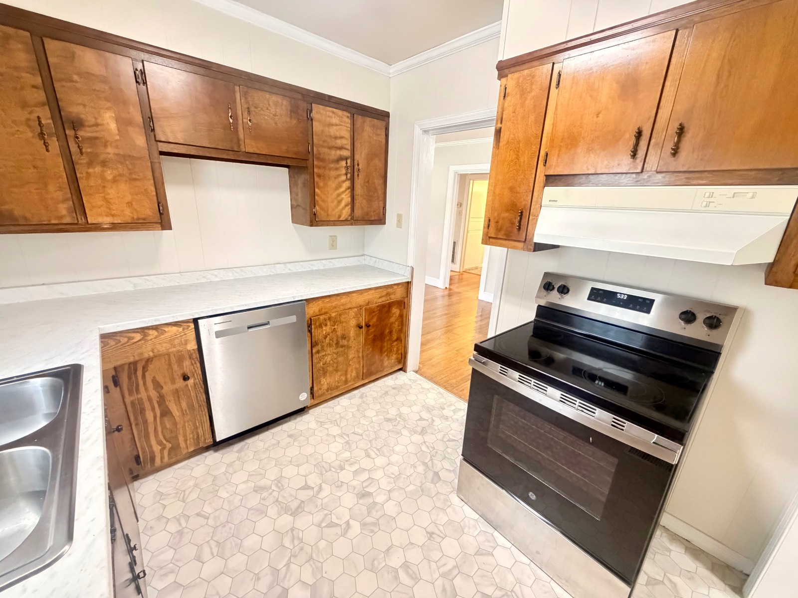 133 Linden Ave