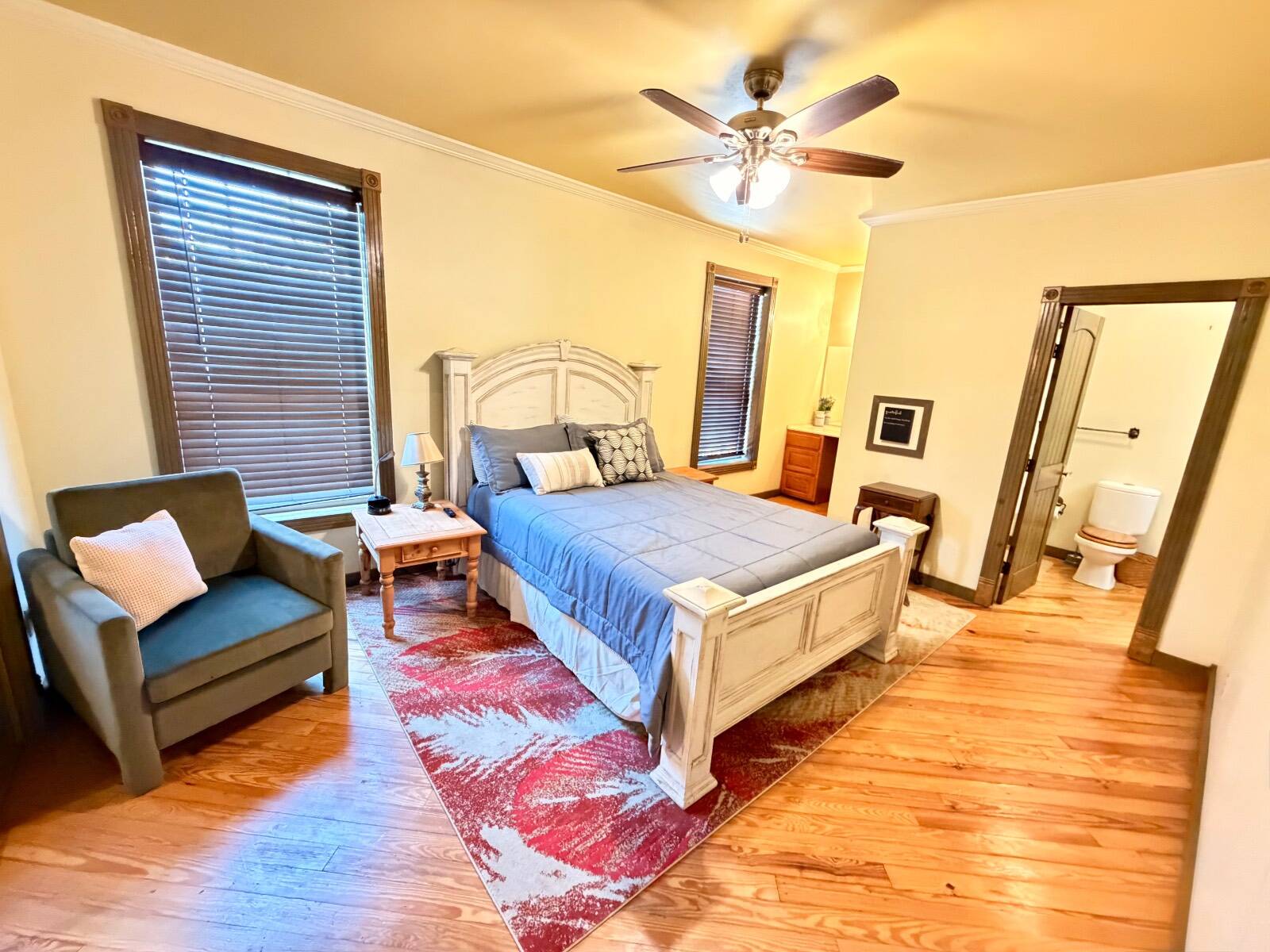 10 Wilson Ave