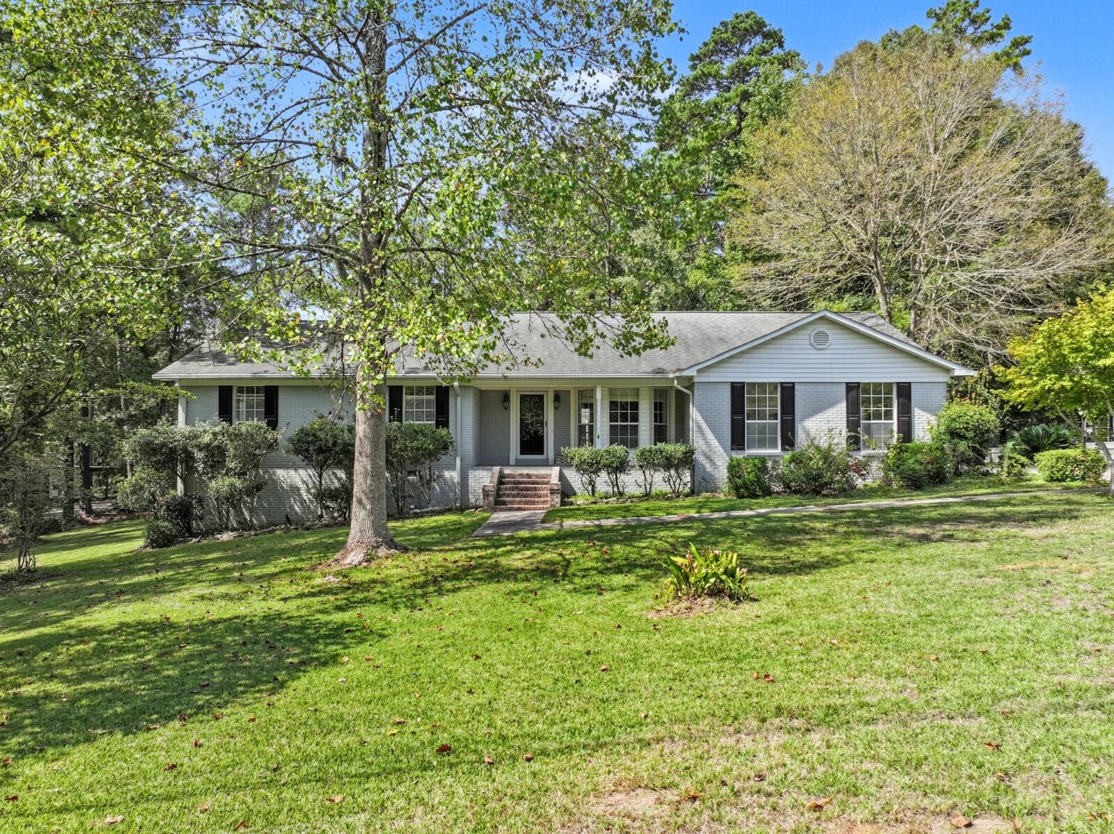 242 Wildwood Drive