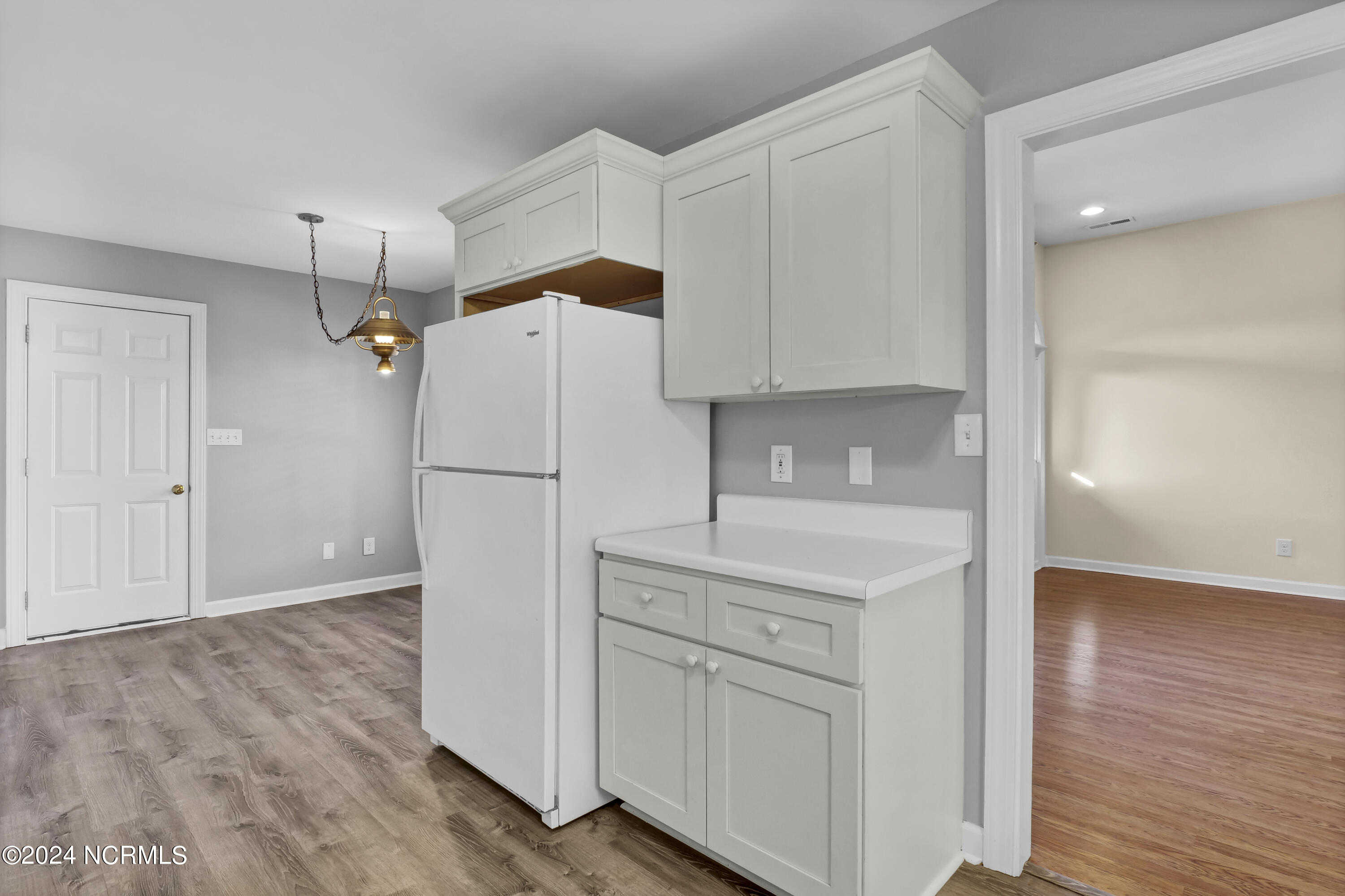 105 Candlewood Drive