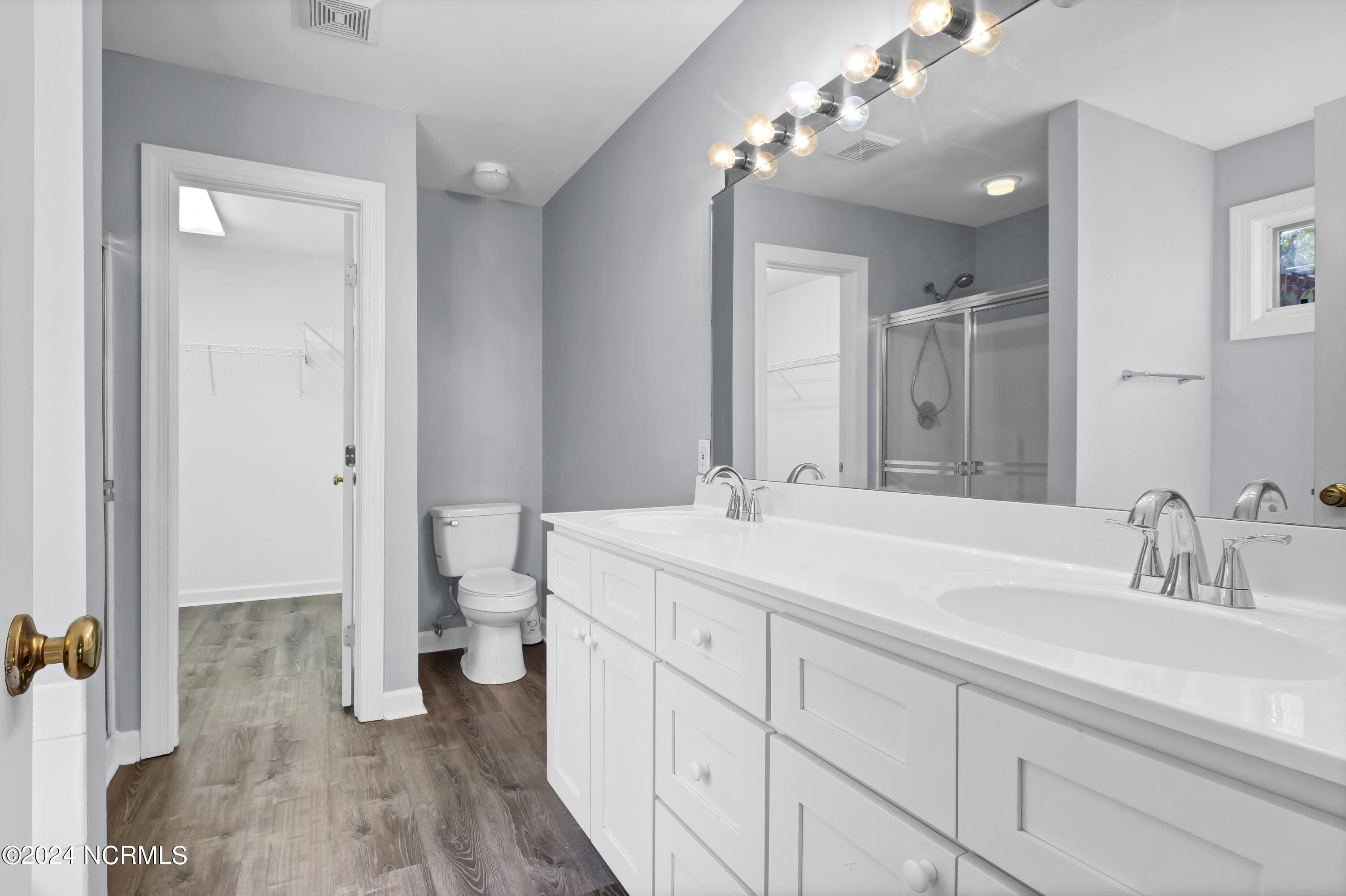 105 Candlewood Drive