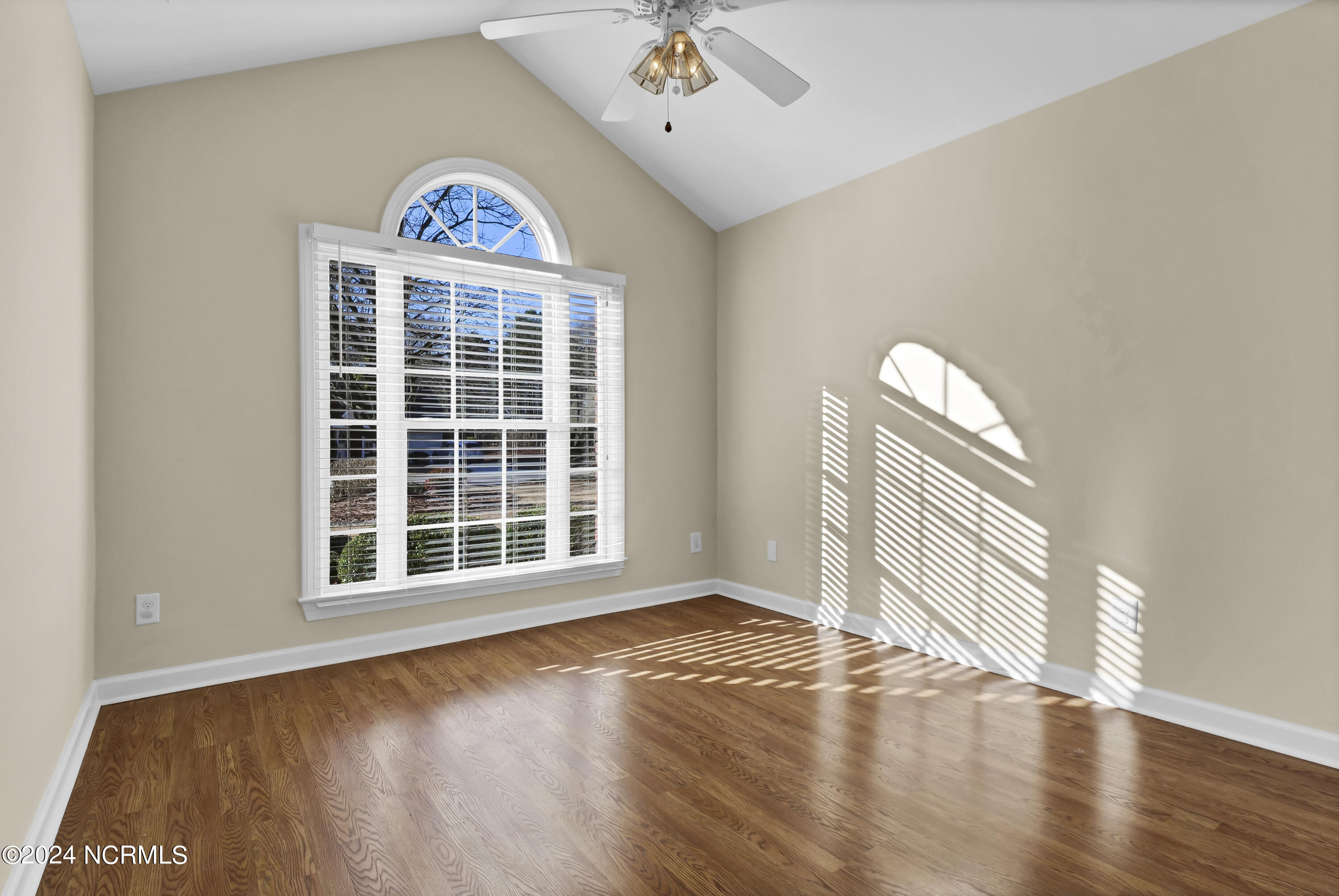 105 Candlewood Drive